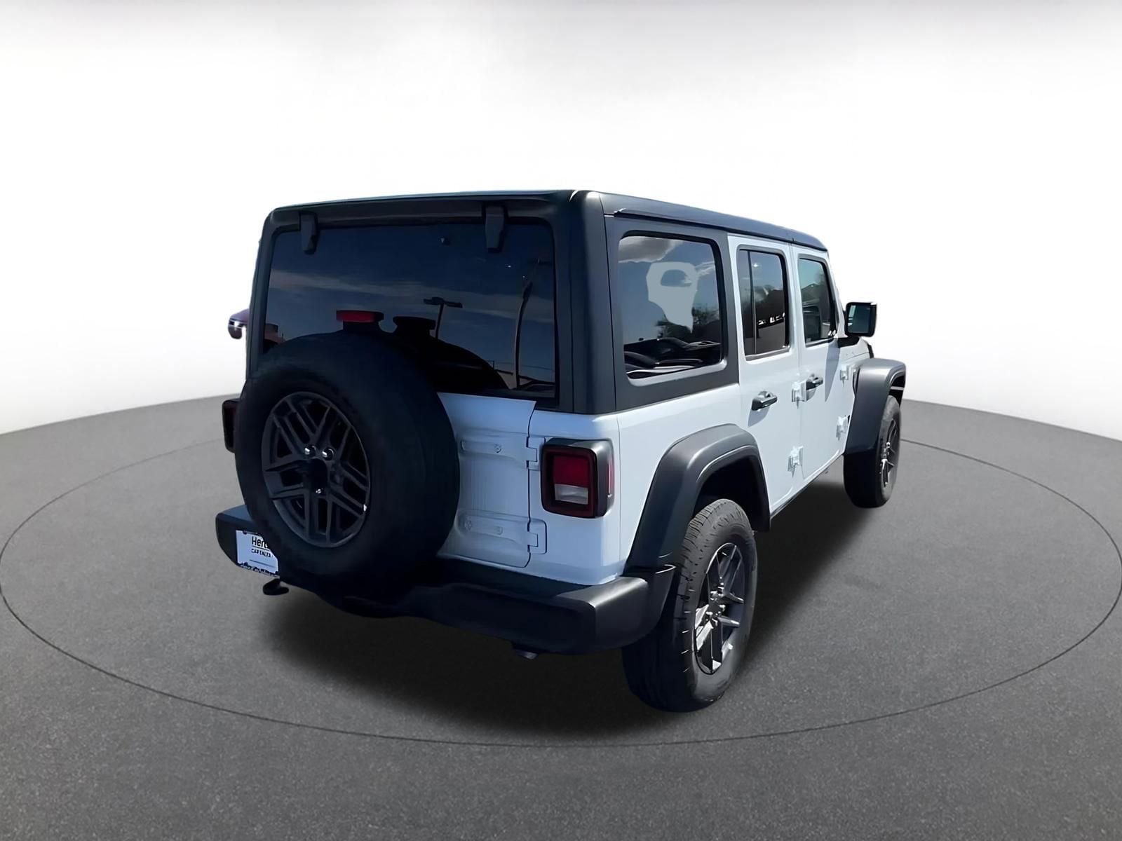 Thumbnail: 2025 Jeep Wrangler - 11