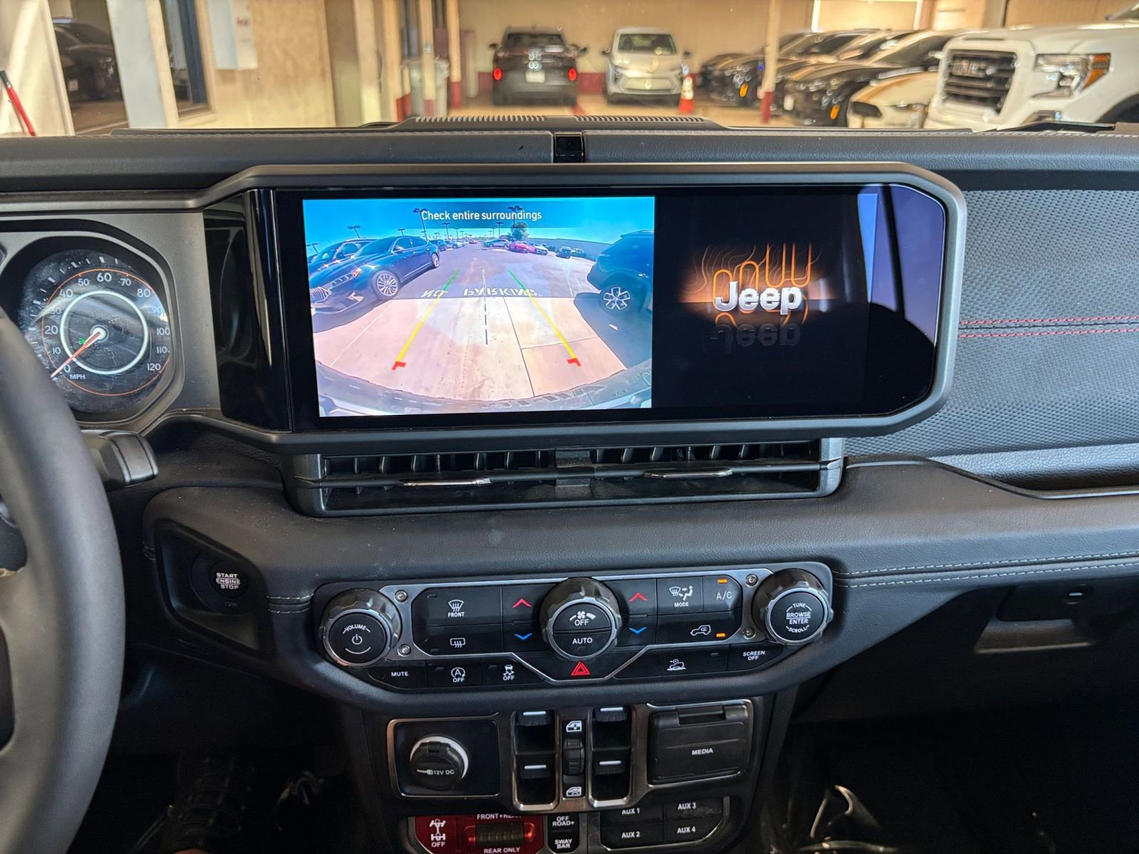 Thumbnail: 2025 Jeep Wrangler - 18