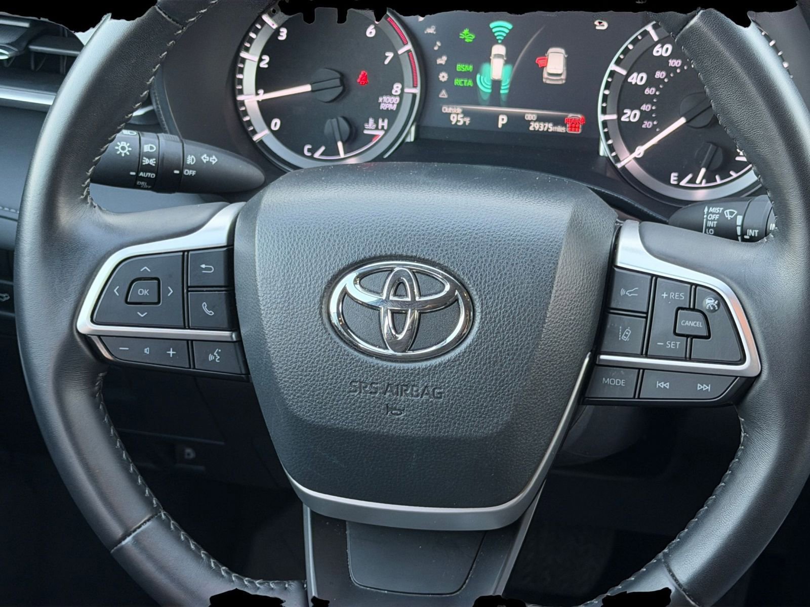 Thumbnail: 2025 Toyota Highlander - 29