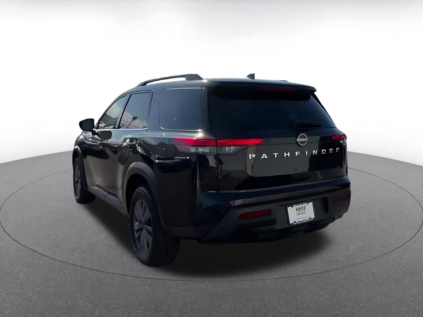 Thumbnail: 2025 Nissan Pathfinder - 11