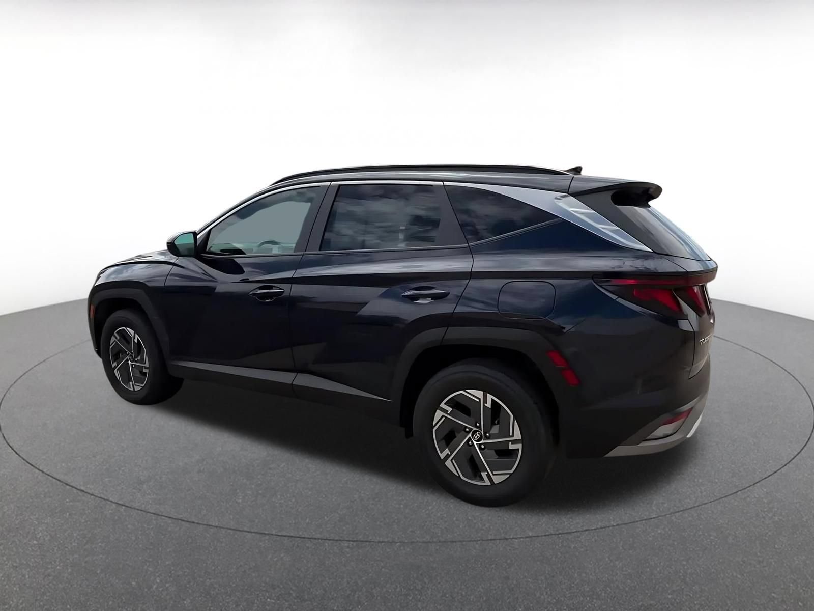 Thumbnail: 2025 Hyundai Tucson - 10