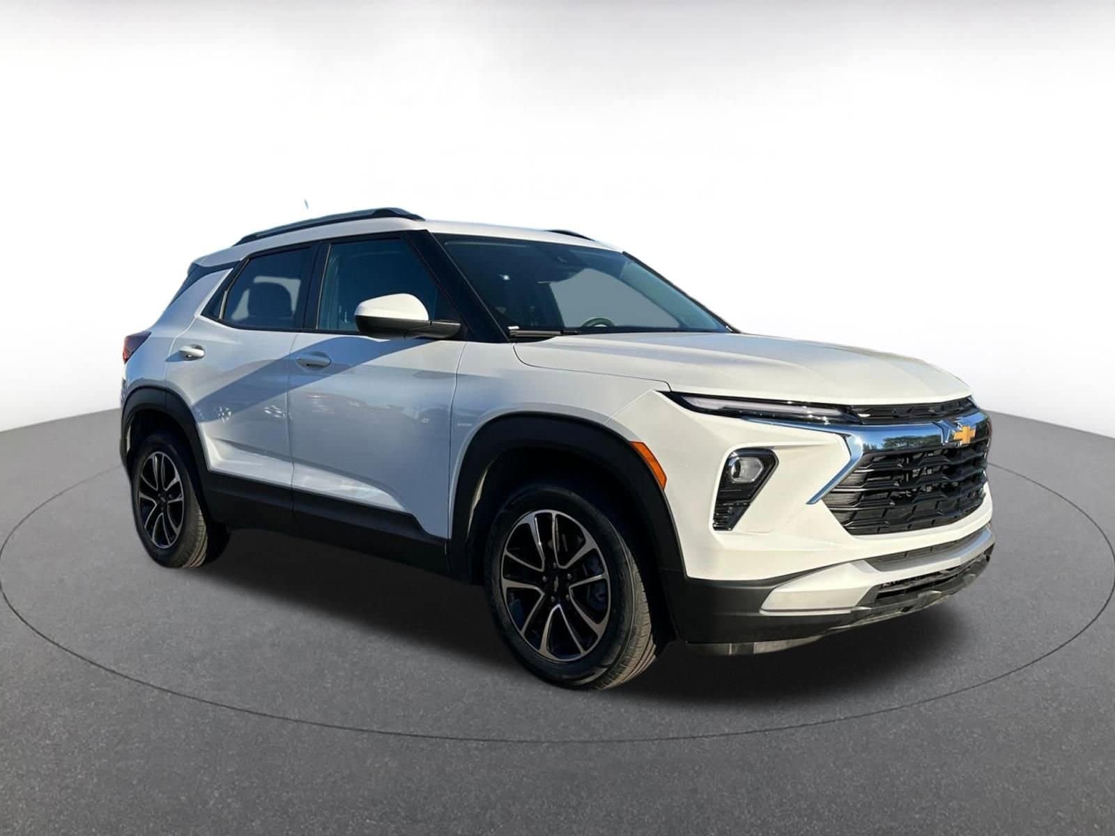 Thumbnail: 2025 Chevrolet TrailBlazer - 1