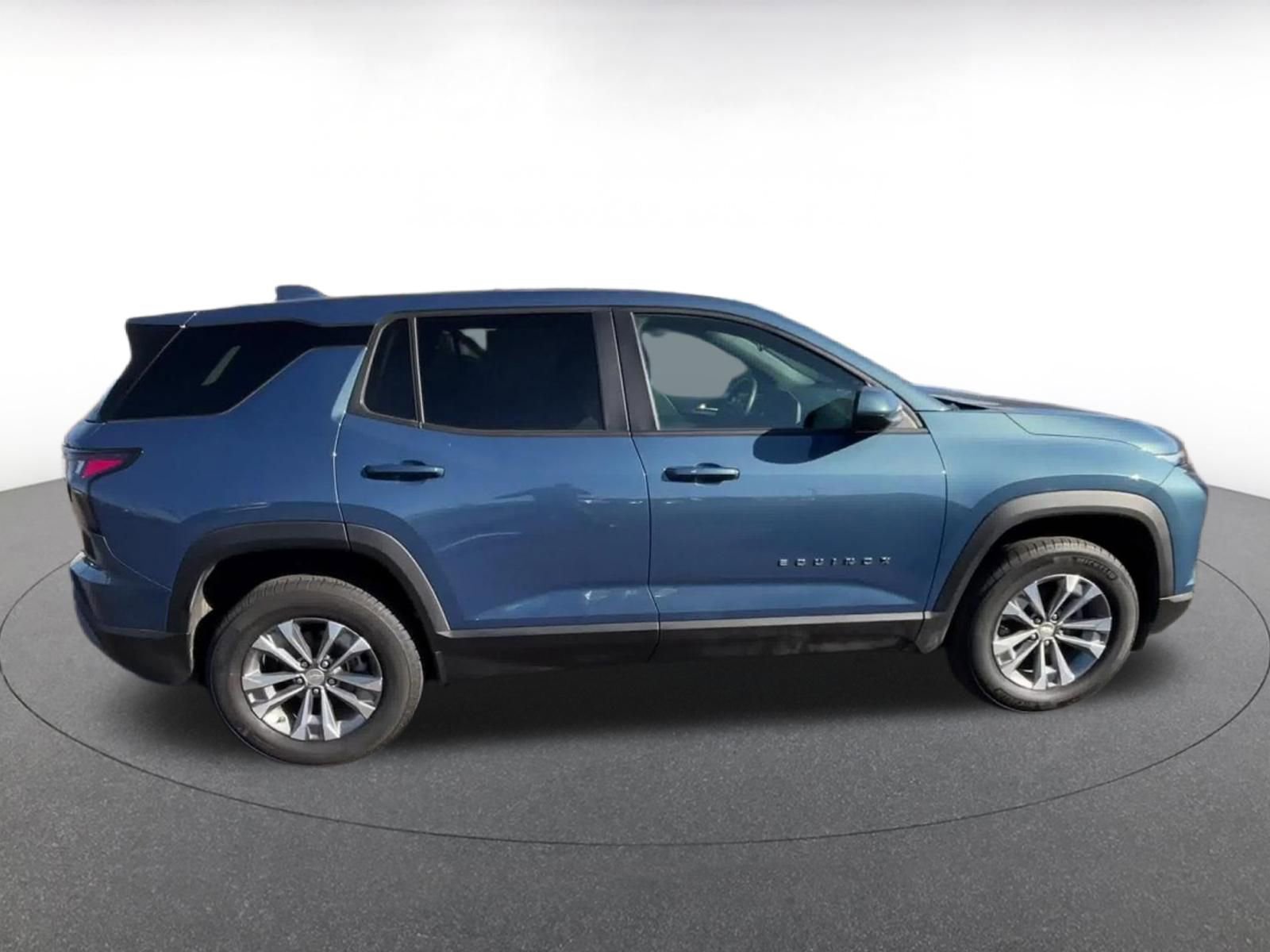 Thumbnail: 2025 Chevrolet Equinox - 16