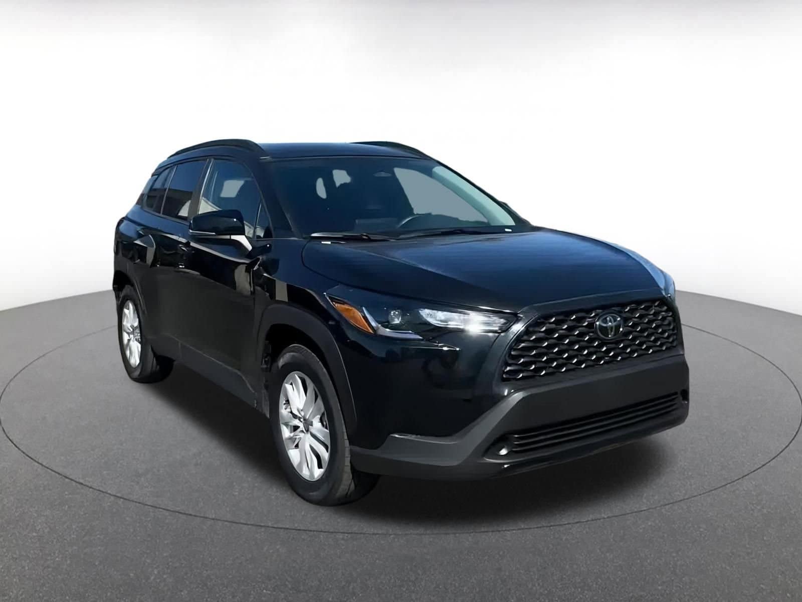 Thumbnail: 2025 Toyota Corolla Cross - 3