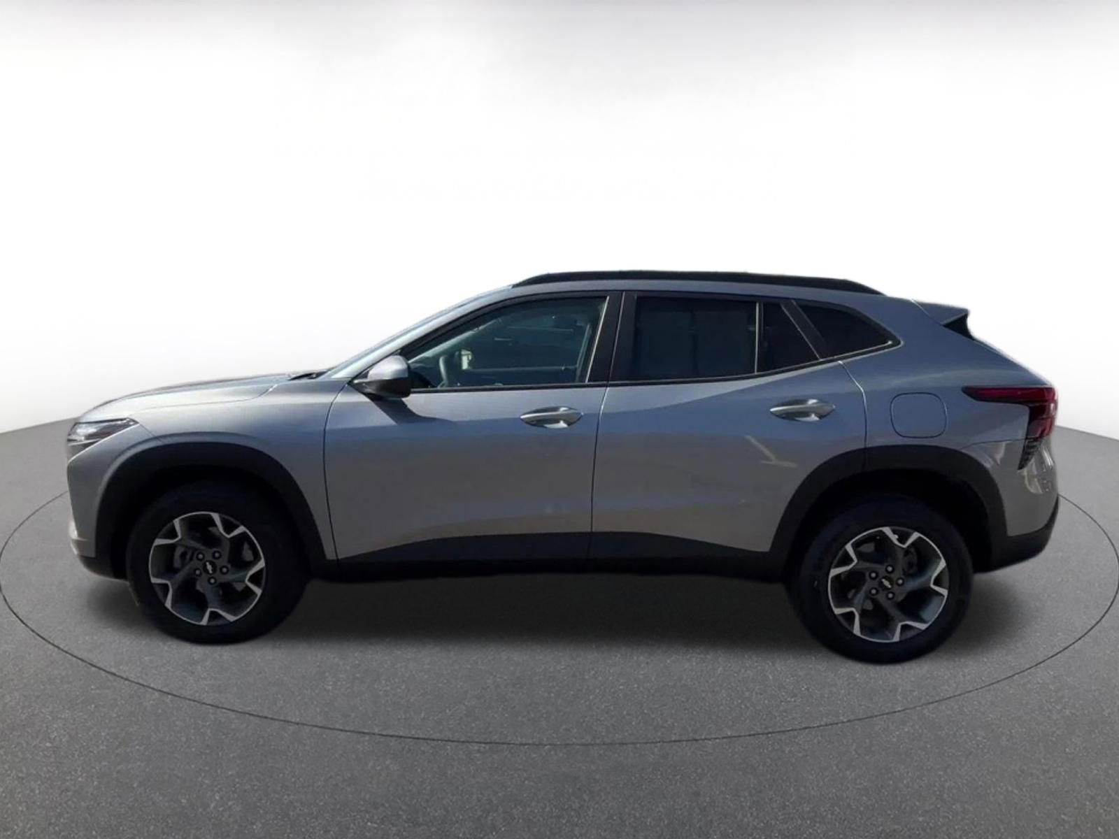 Thumbnail: 2025 Chevrolet Trax - 9