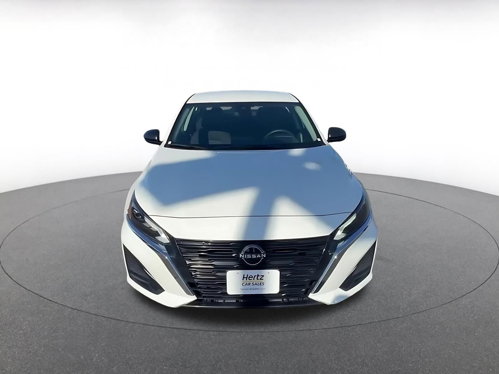 Thumbnail: 2025 Nissan Altima - 4