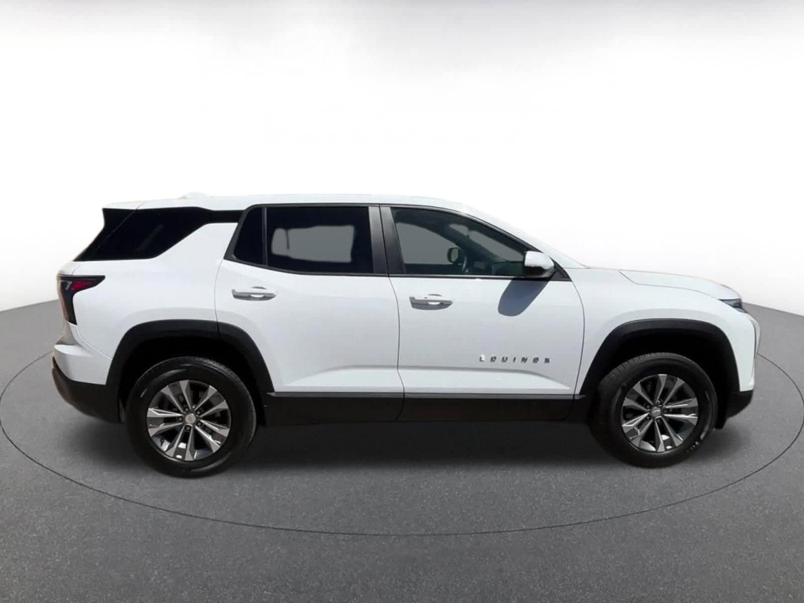 Thumbnail: 2025 Chevrolet Equinox - 16