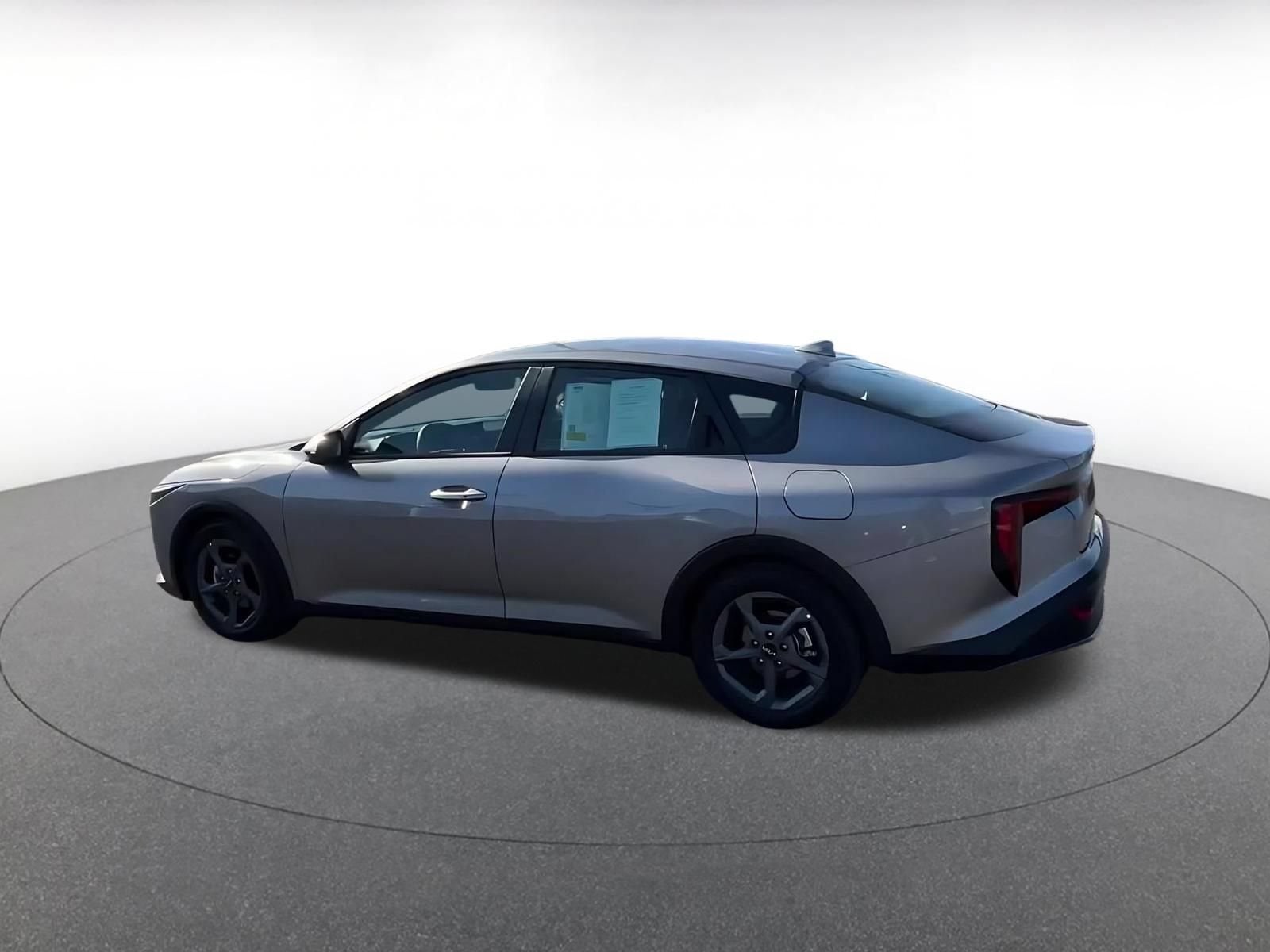 Thumbnail: 2026 Kia K4 - 9