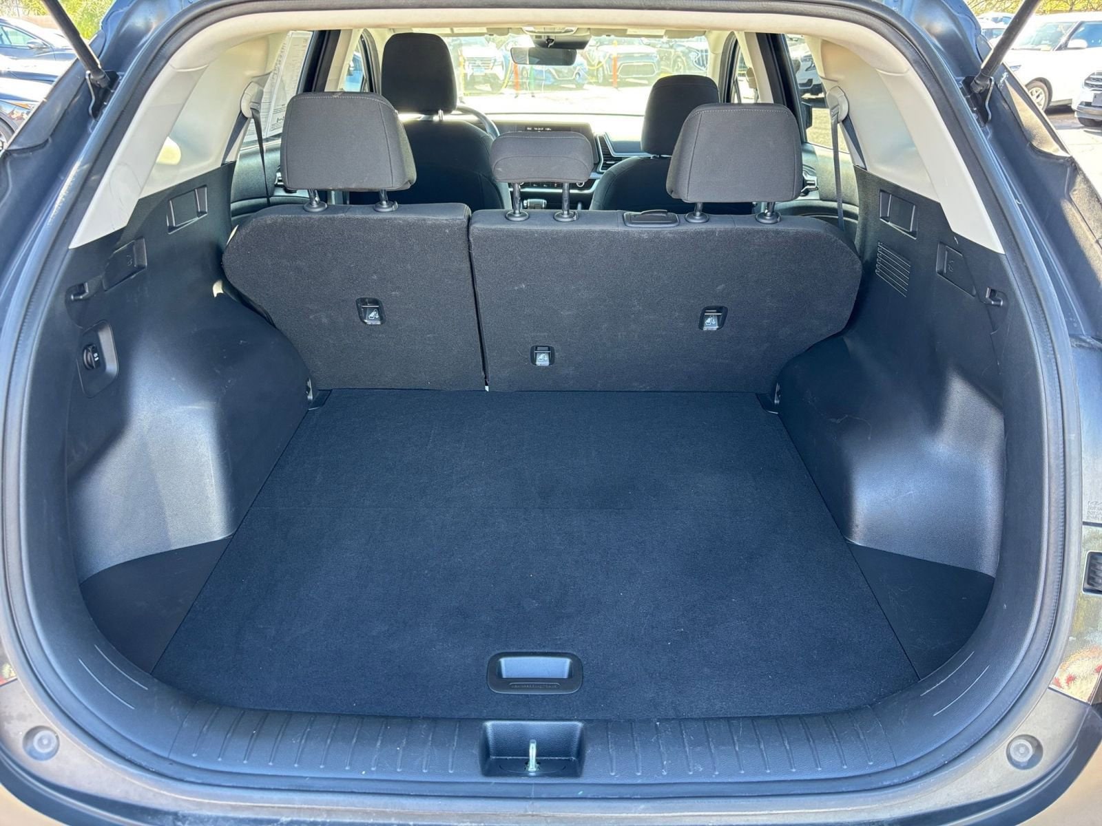 Thumbnail: 2025 Kia Sportage - 30