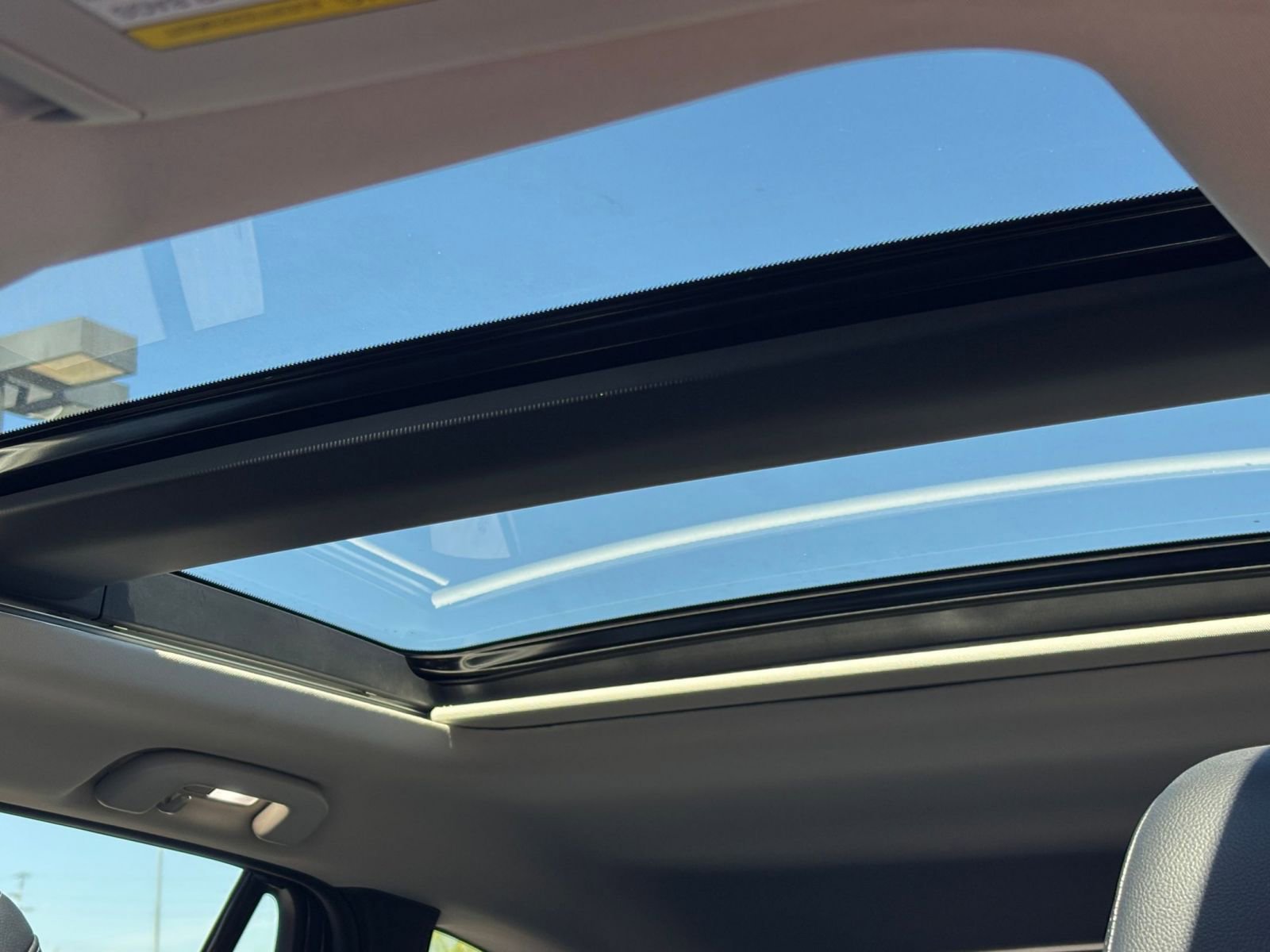 Thumbnail: 2025 Mazda CX-50 - 30