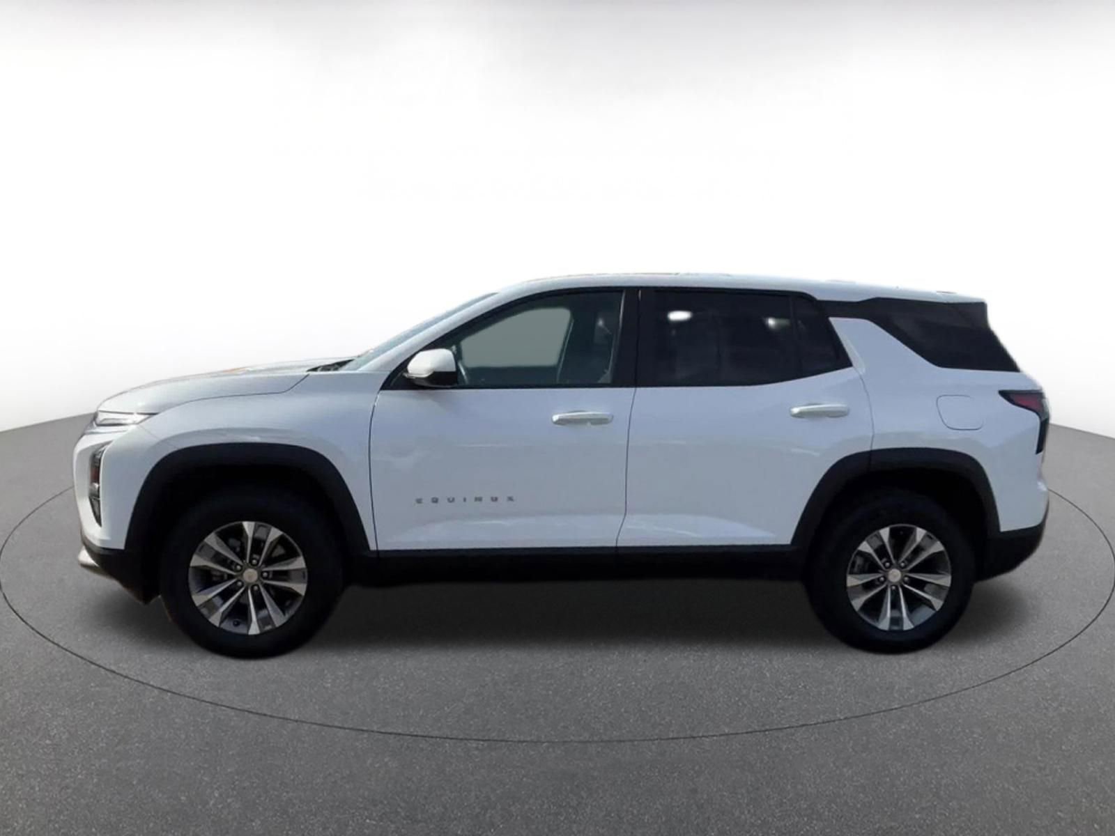 Thumbnail: 2025 Chevrolet Equinox - 9