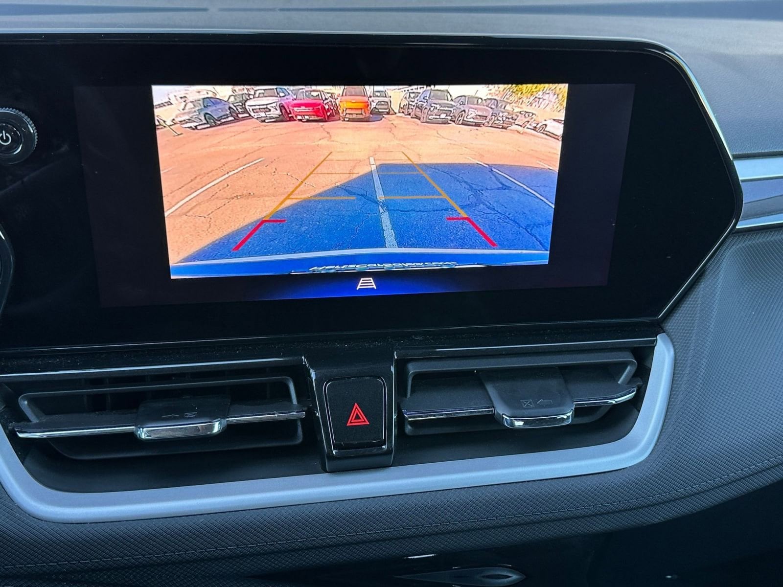 Thumbnail: 2025 Chevrolet TrailBlazer - 17