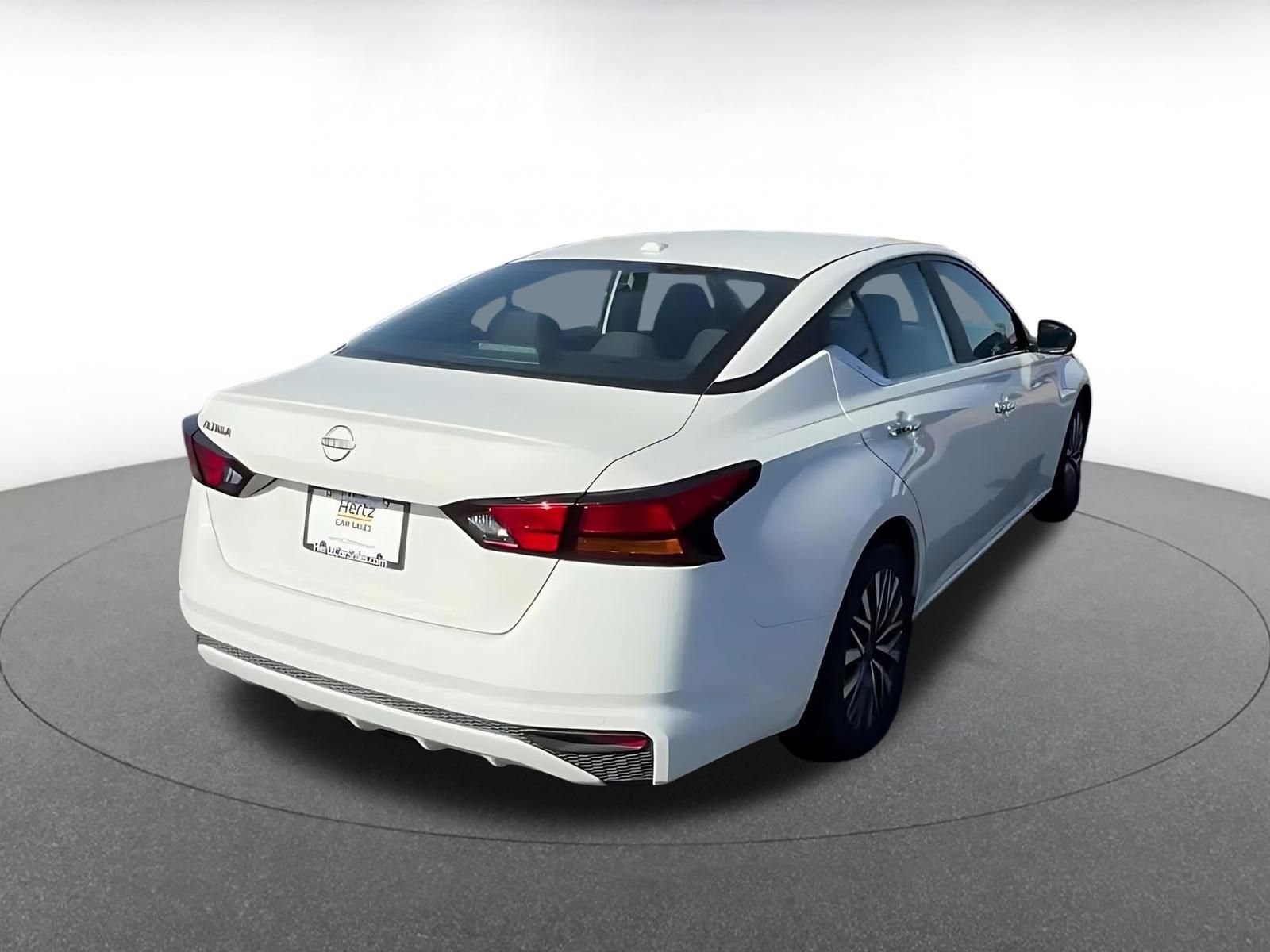 Thumbnail: 2025 Nissan Altima - 12