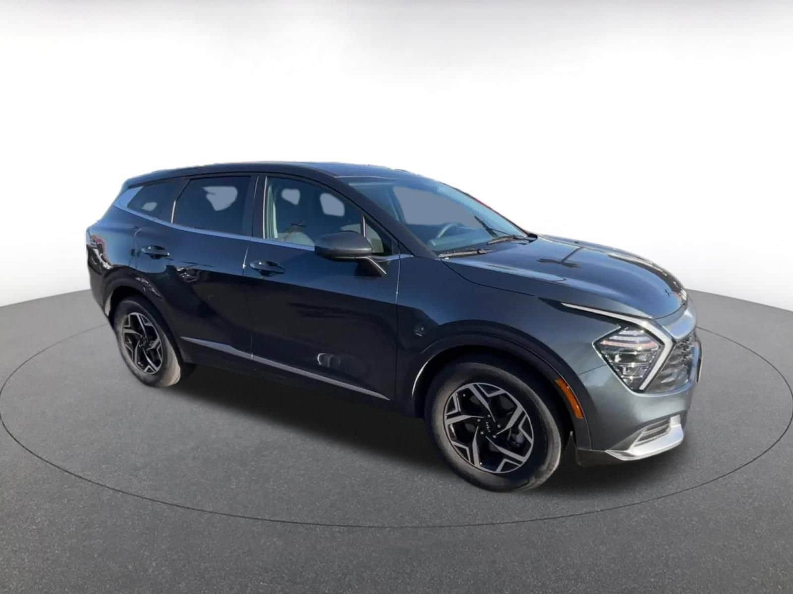 Thumbnail: 2025 Kia Sportage - 2