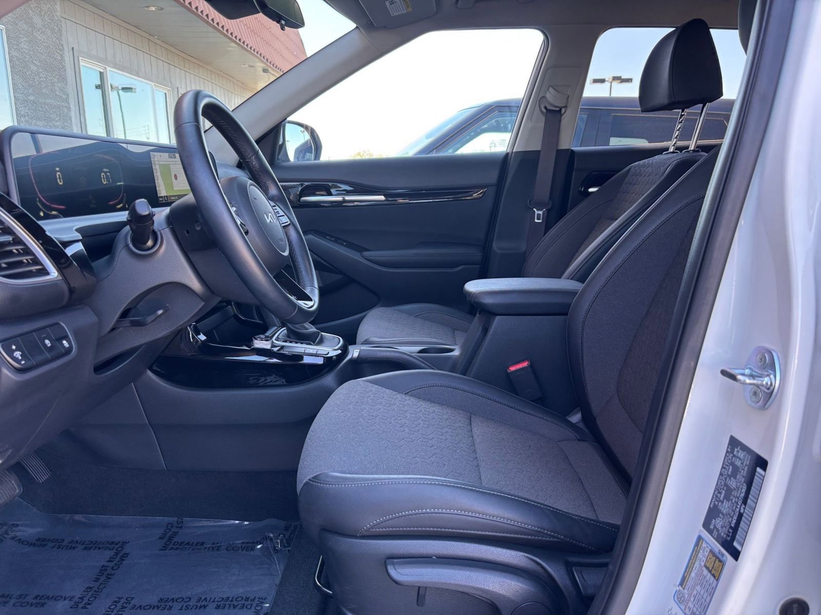 Thumbnail: 2025 Kia Seltos - 25