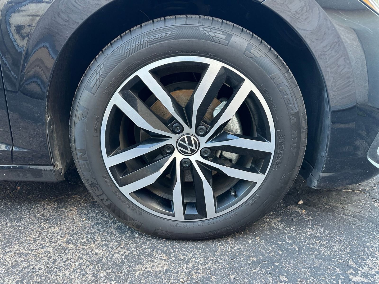 Thumbnail: 2025 Volkswagen Jetta - 30