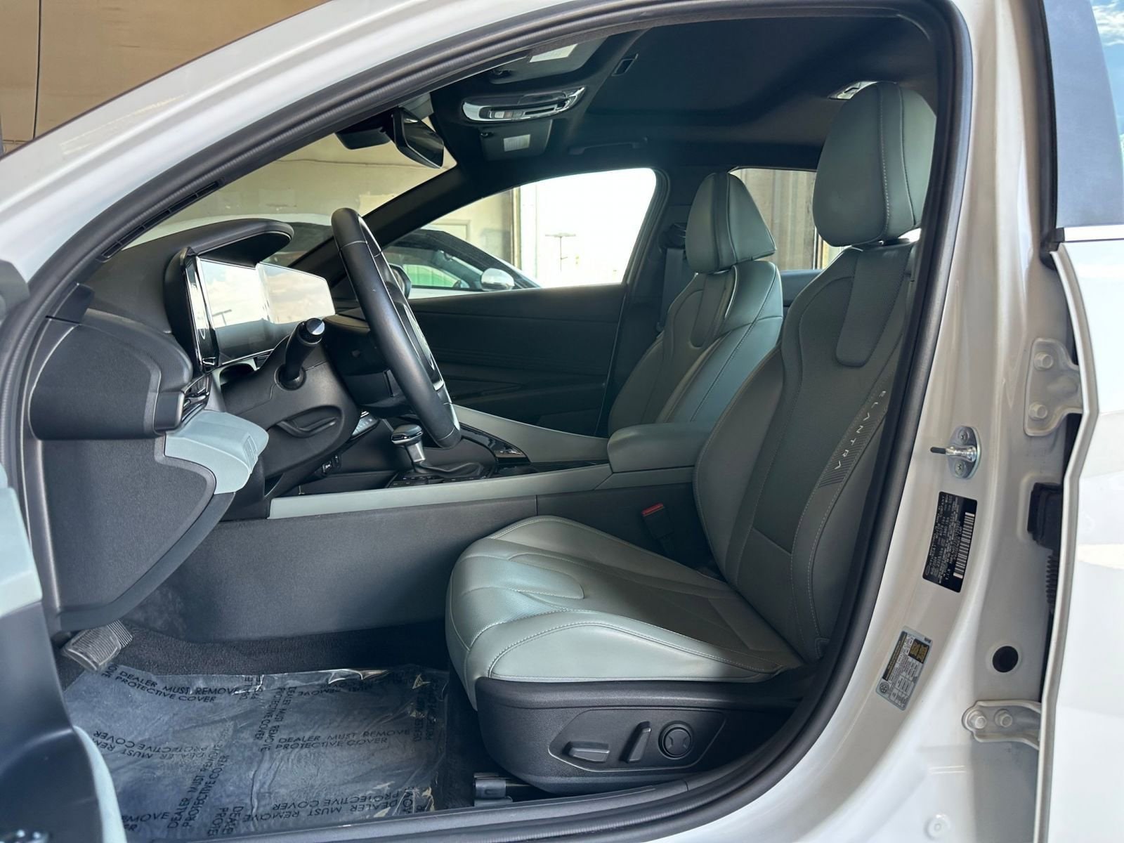 Thumbnail: 2025 Hyundai Elantra - 27