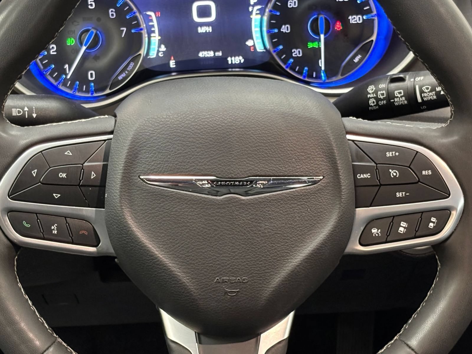 Thumbnail: 2025 Chrysler Pacifica - 29