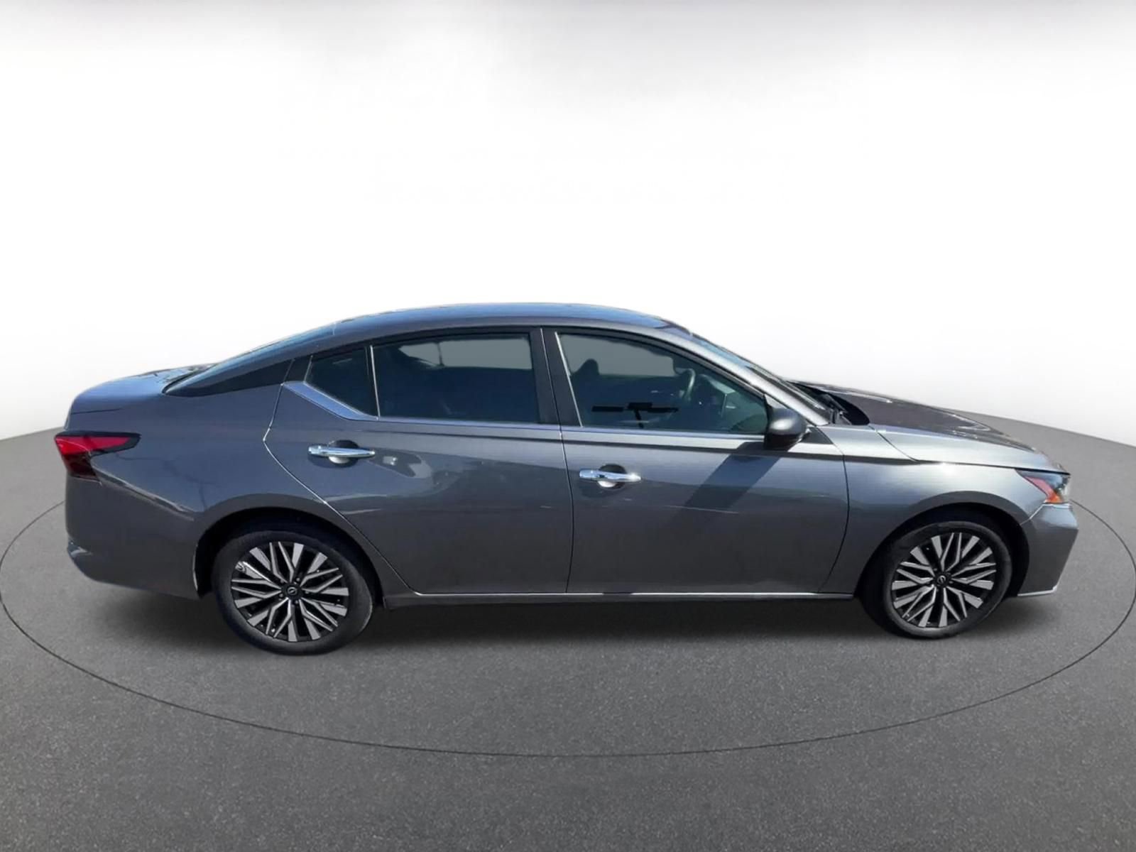 Thumbnail: 2025 Nissan Altima - 16