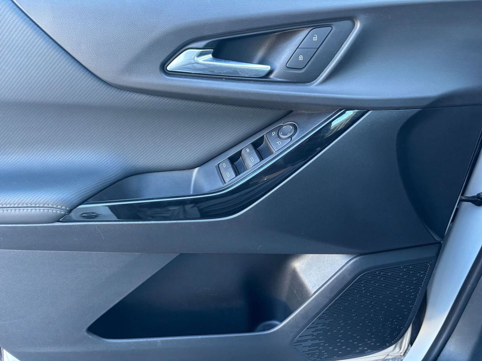 Thumbnail: 2025 Chevrolet Equinox - 18