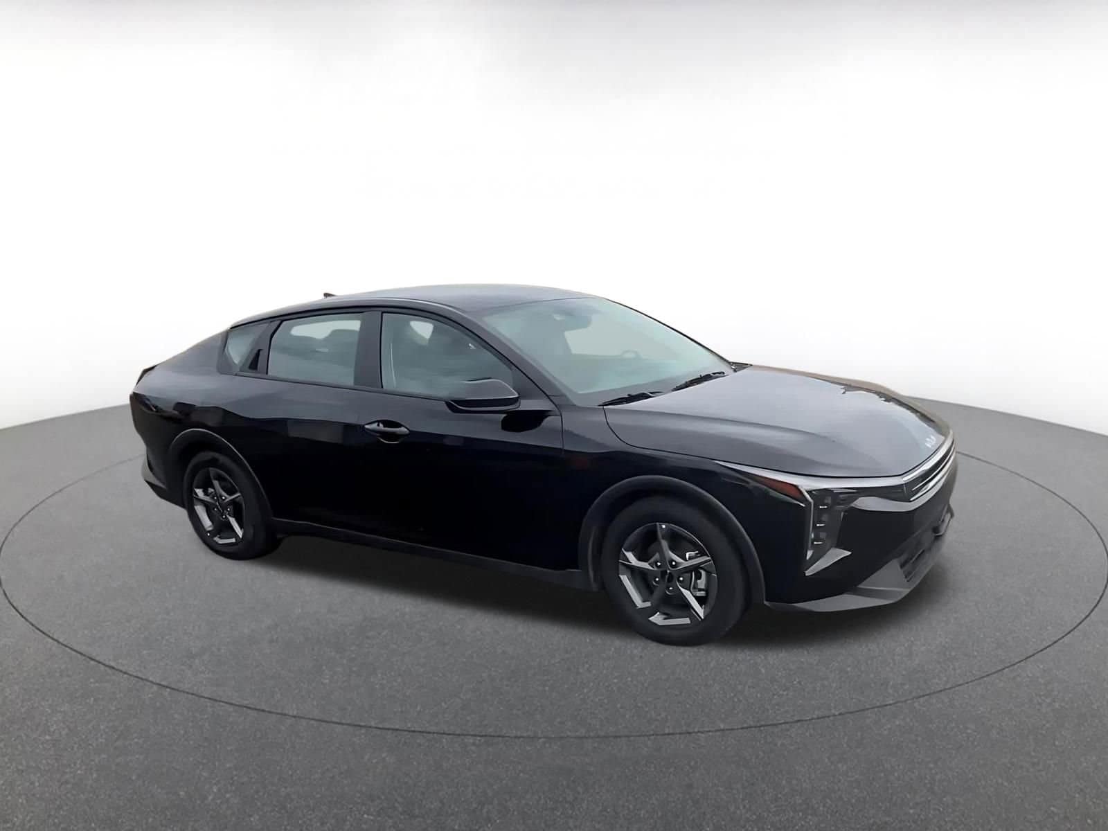 Thumbnail: 2025 Kia K4 - 2