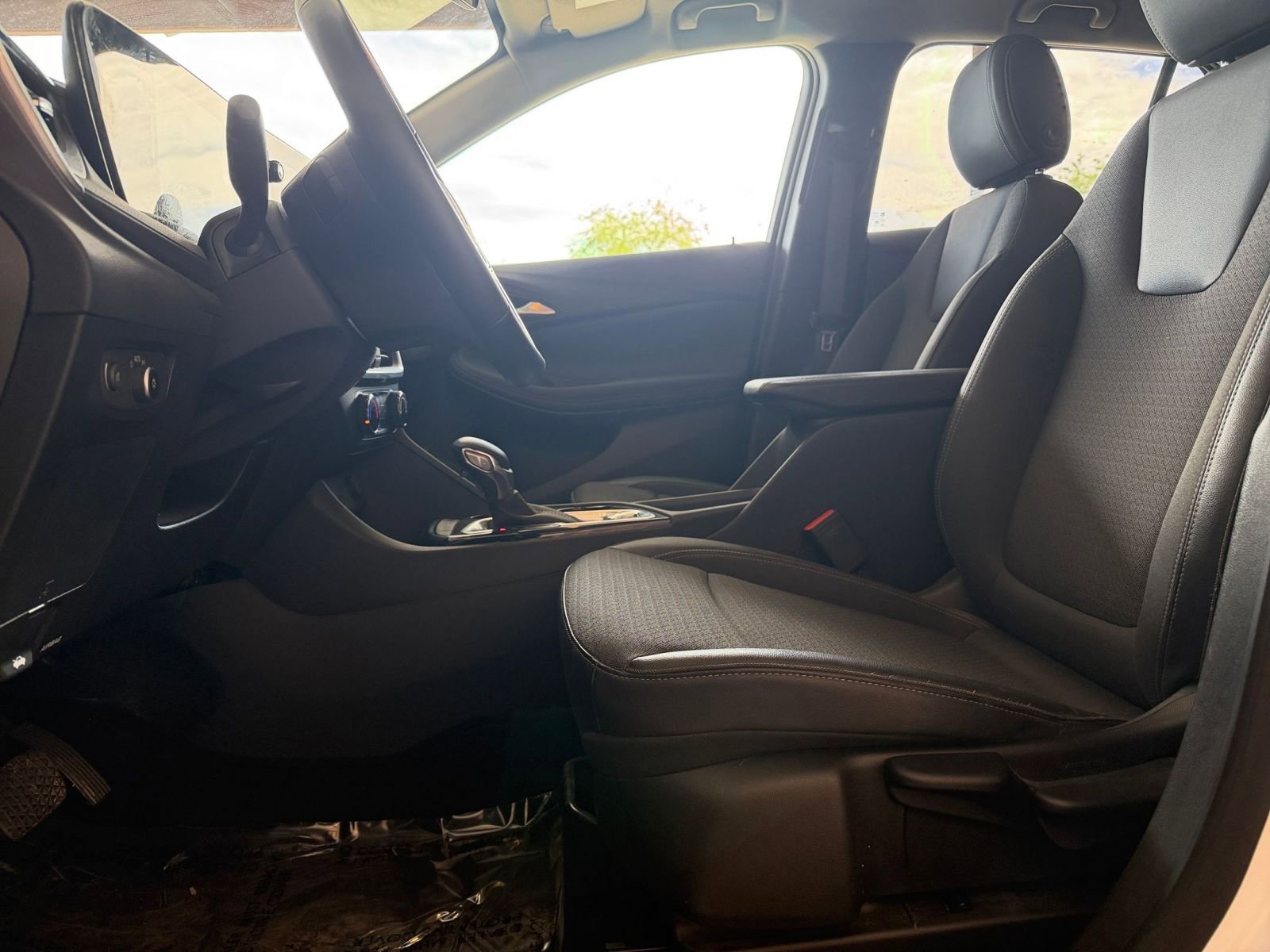 Thumbnail: 2025 Buick Encore GX - 25