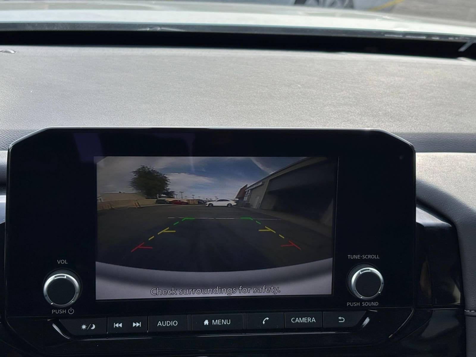 Thumbnail: 2025 Nissan Pathfinder - 17