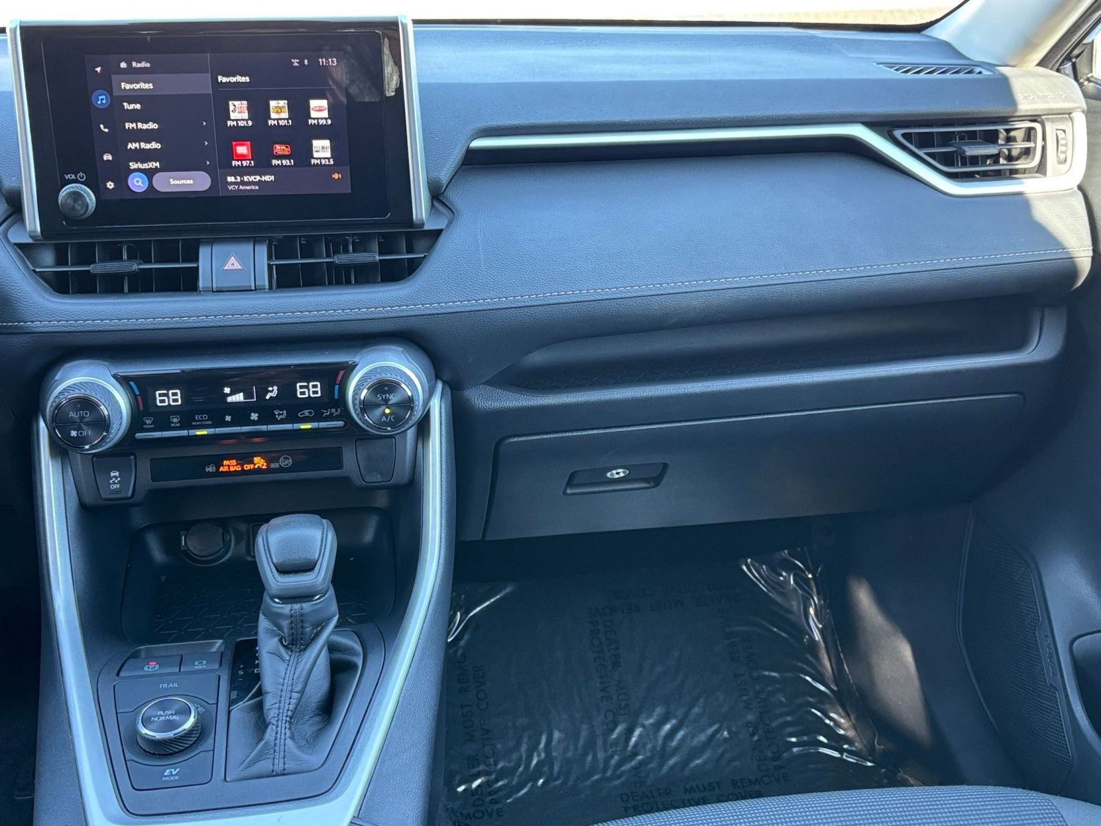 Thumbnail: 2025 Toyota RAV4 - 34