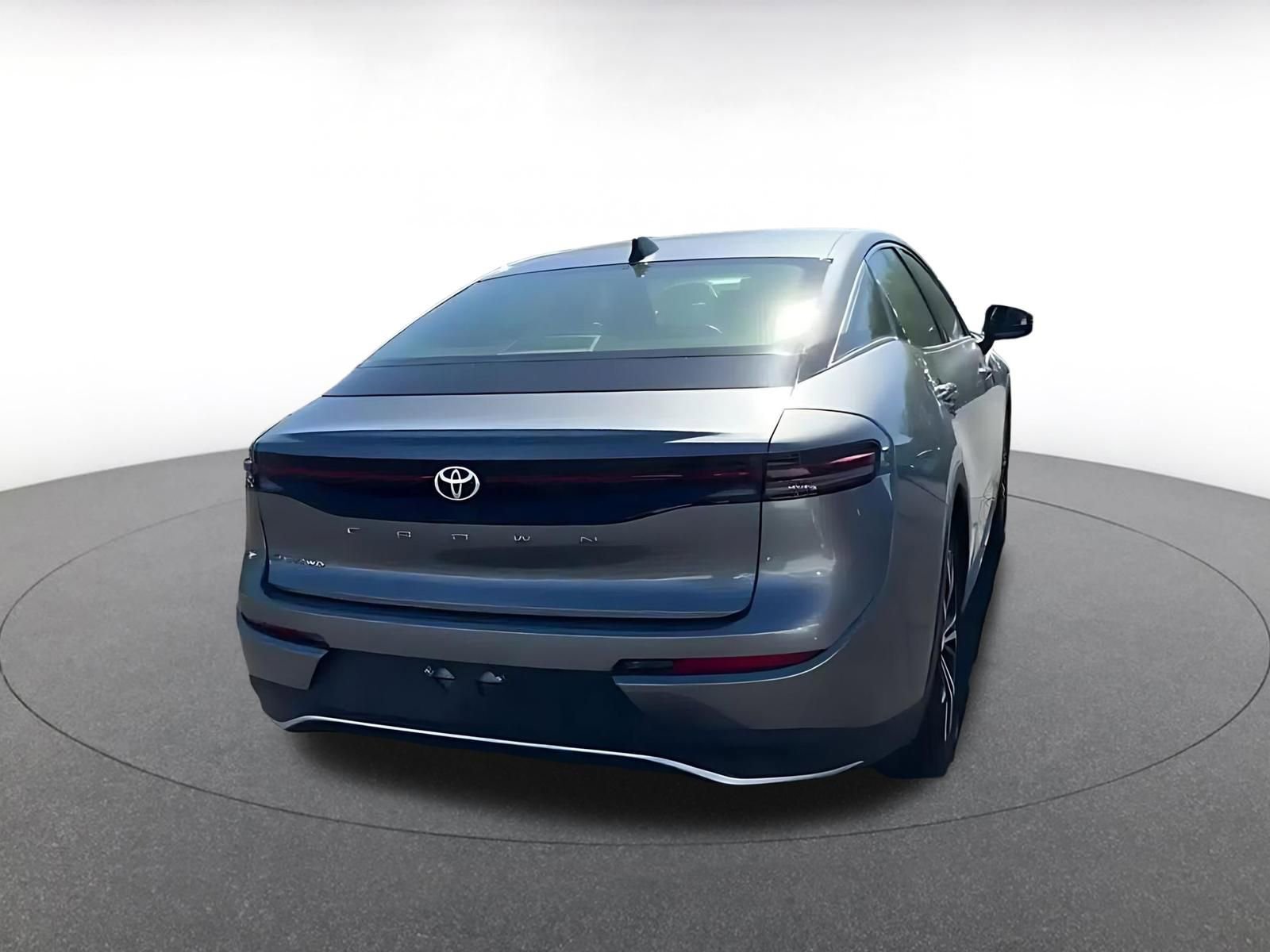 Thumbnail: 2025 Toyota Crown - 9