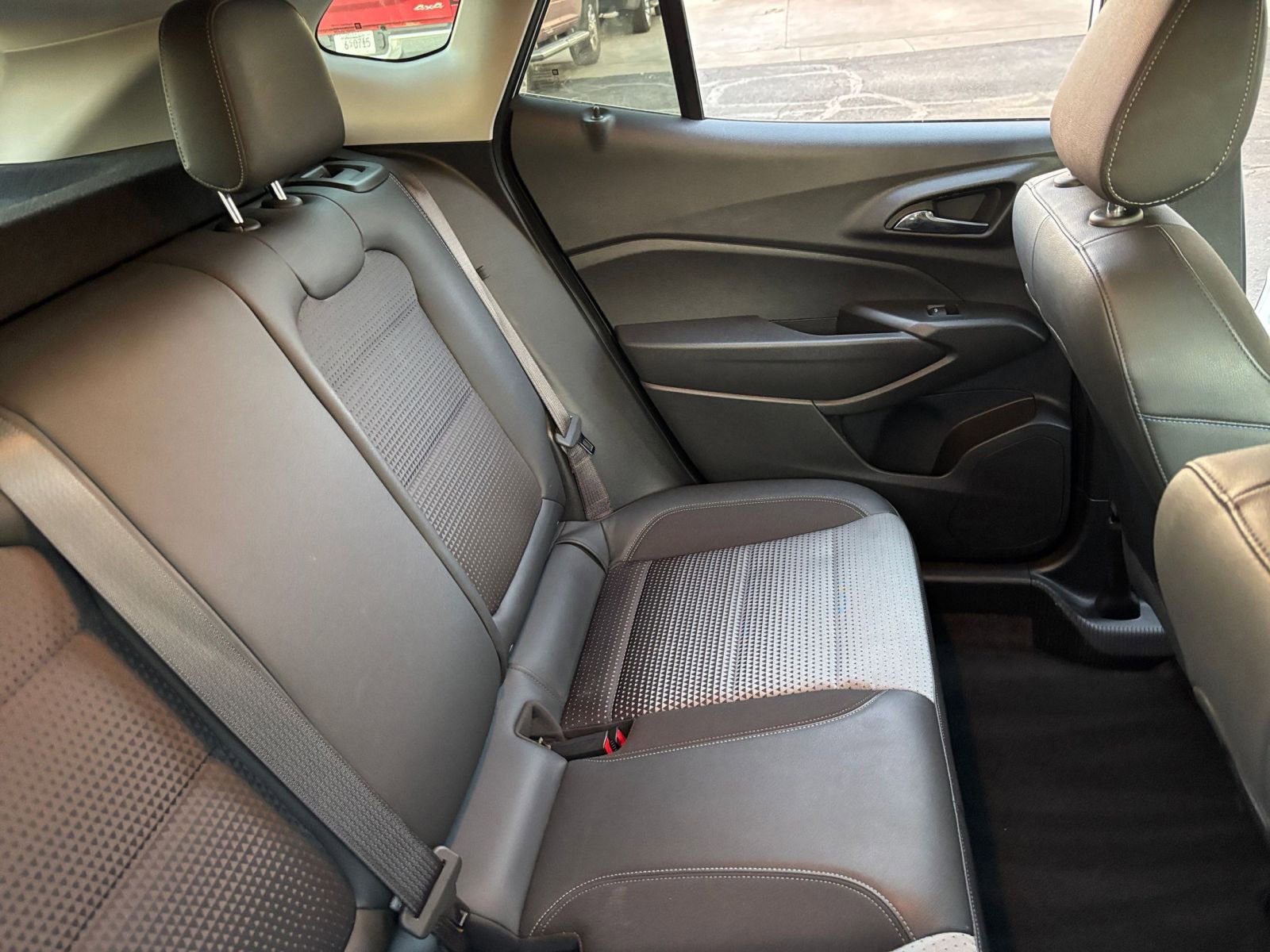 Thumbnail: 2025 Chevrolet Trax - 35