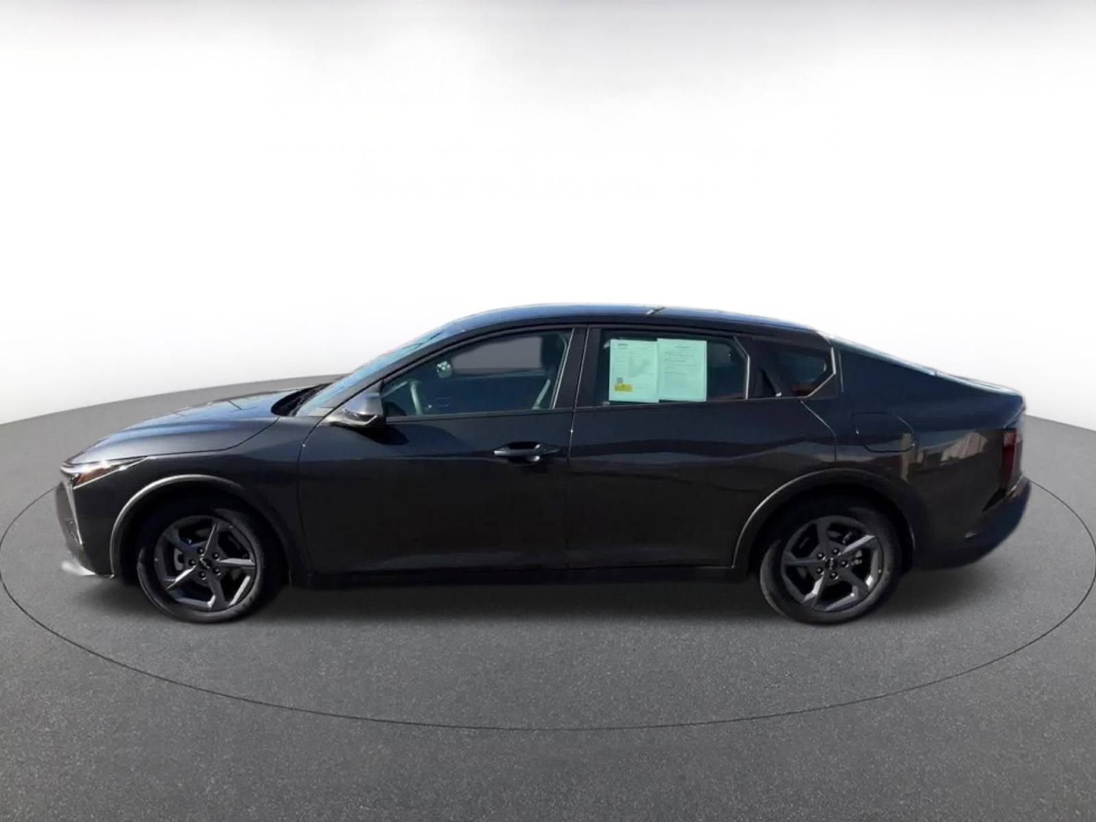 Thumbnail: 2025 Kia K4 - 9