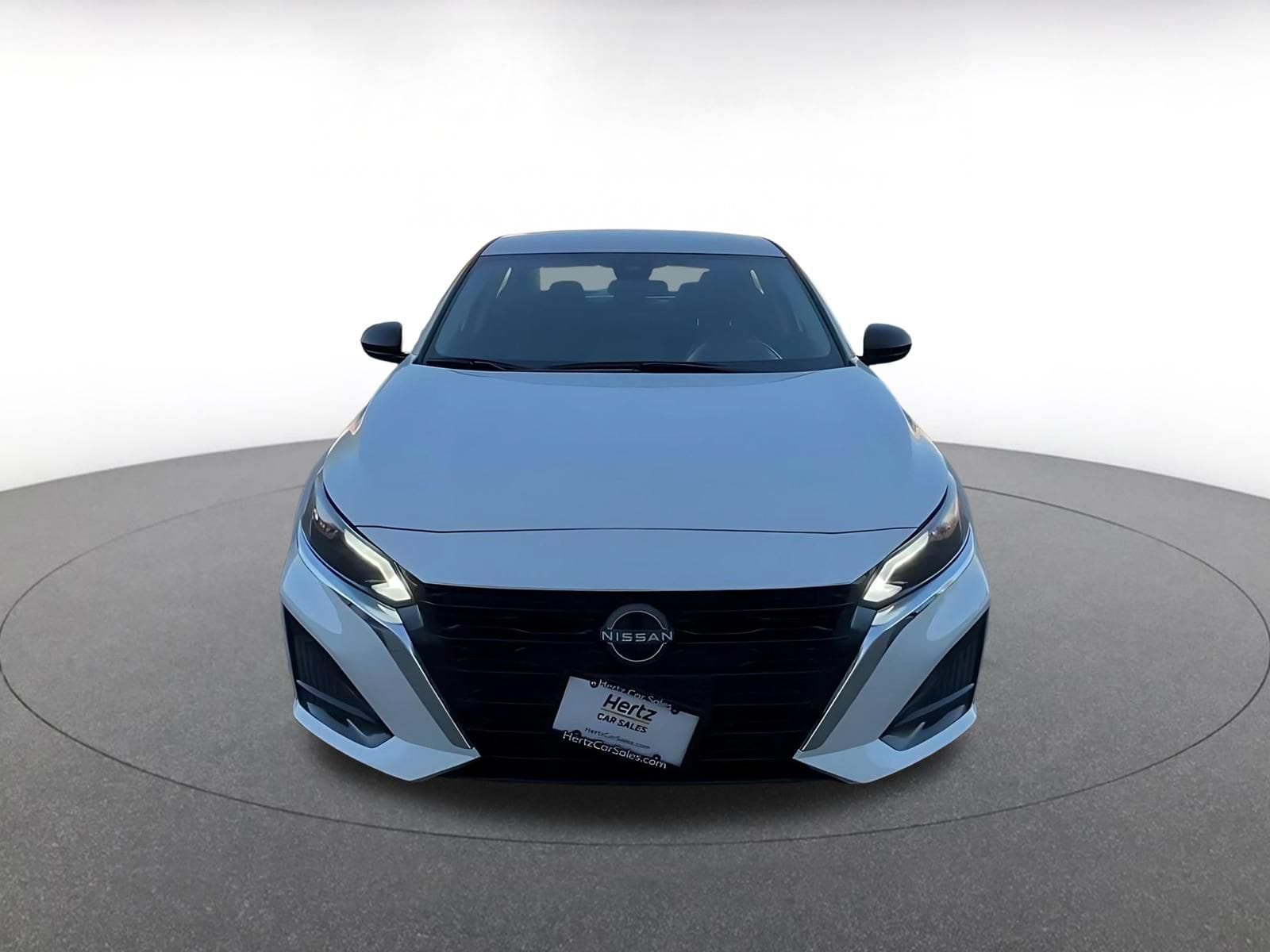 Thumbnail: 2025 Nissan Altima - 4