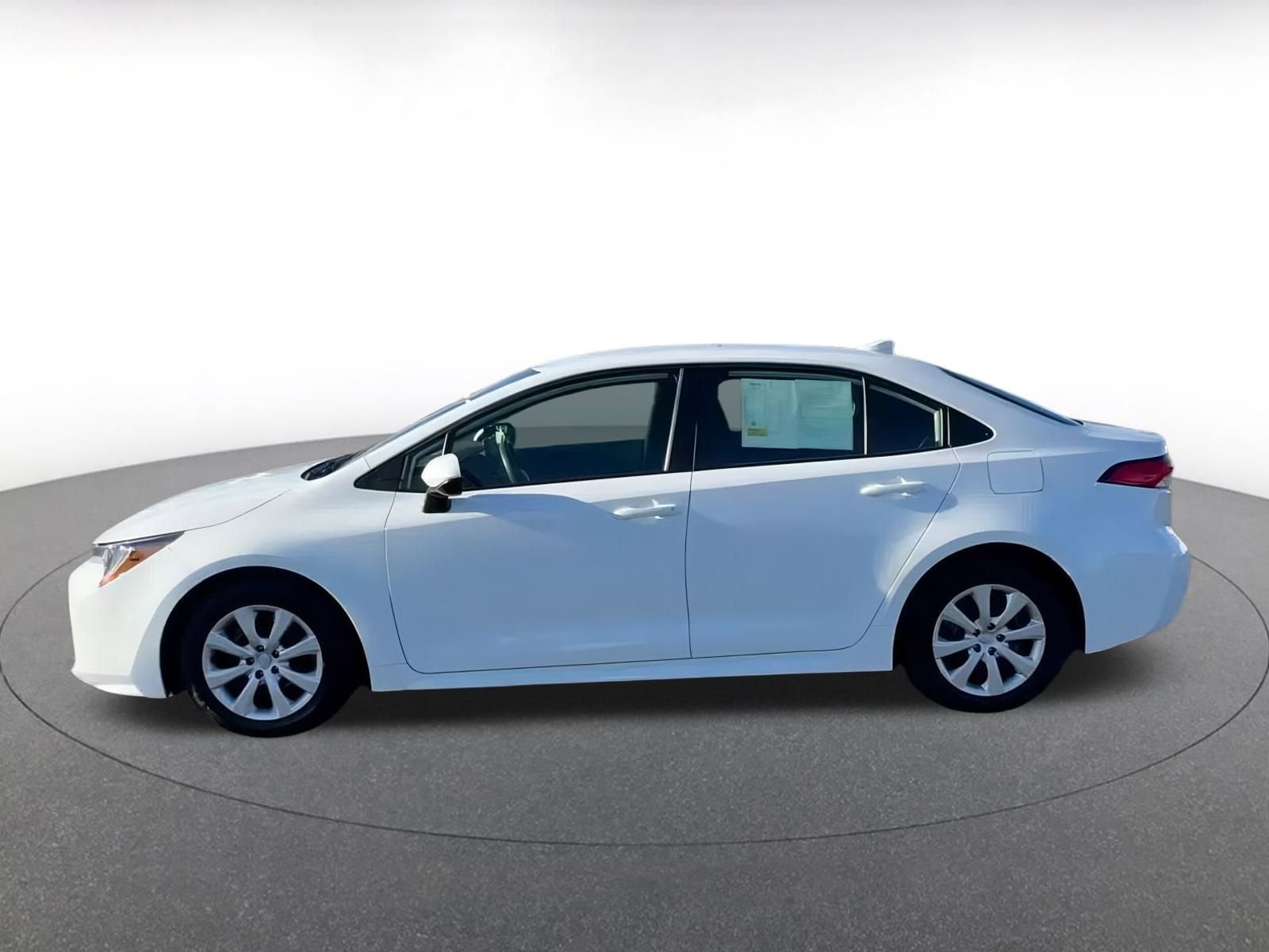 Thumbnail: 2025 Toyota Corolla - 9