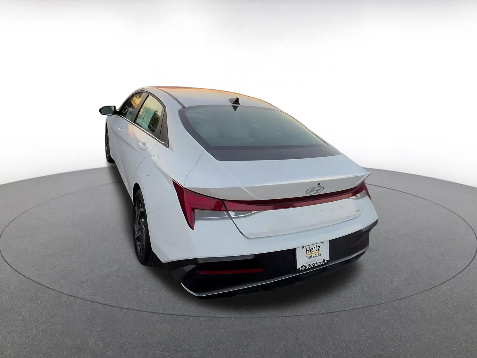 Thumbnail: 2025 Hyundai Elantra - 11