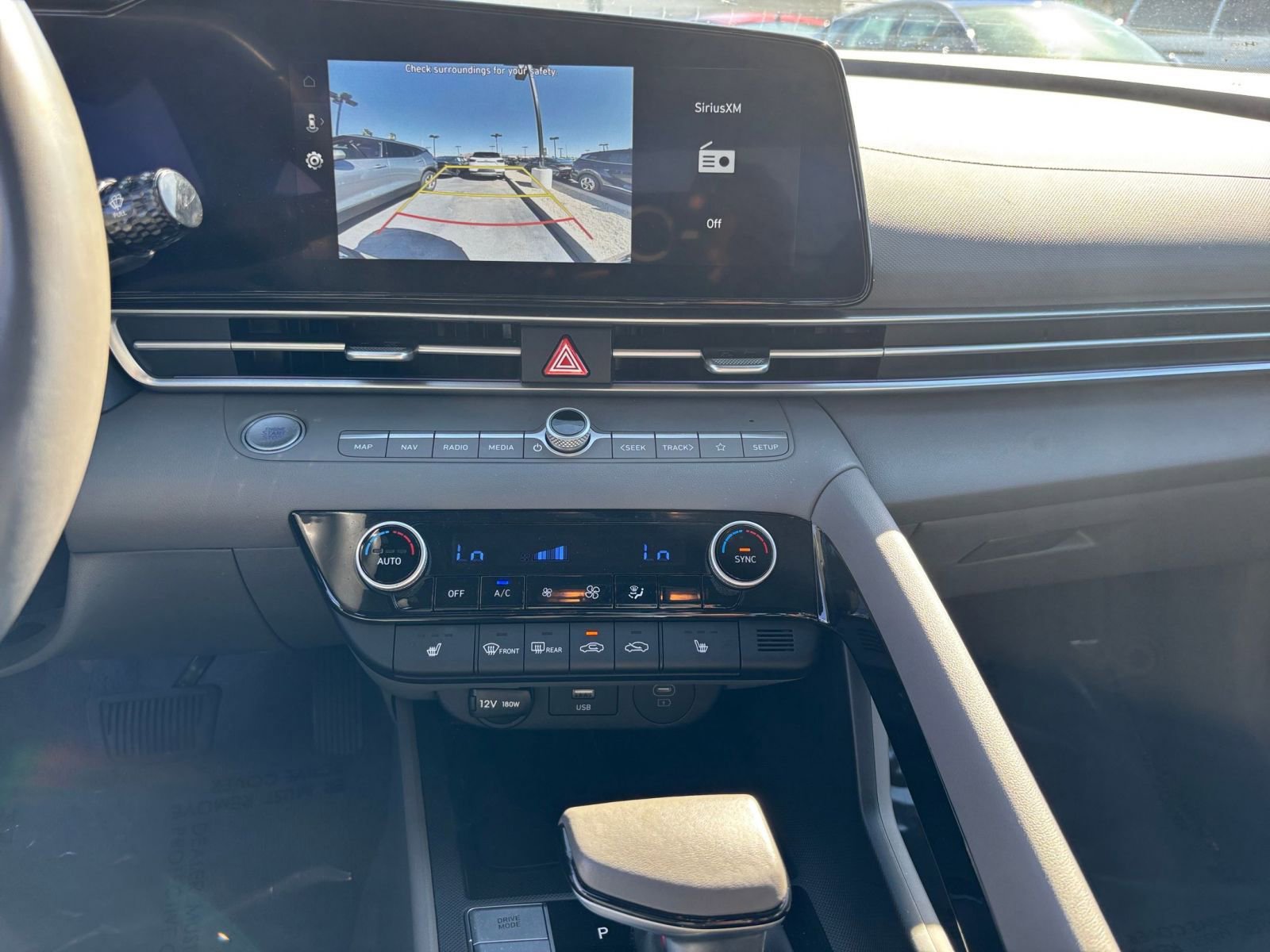 Thumbnail: 2025 Hyundai Elantra - 17