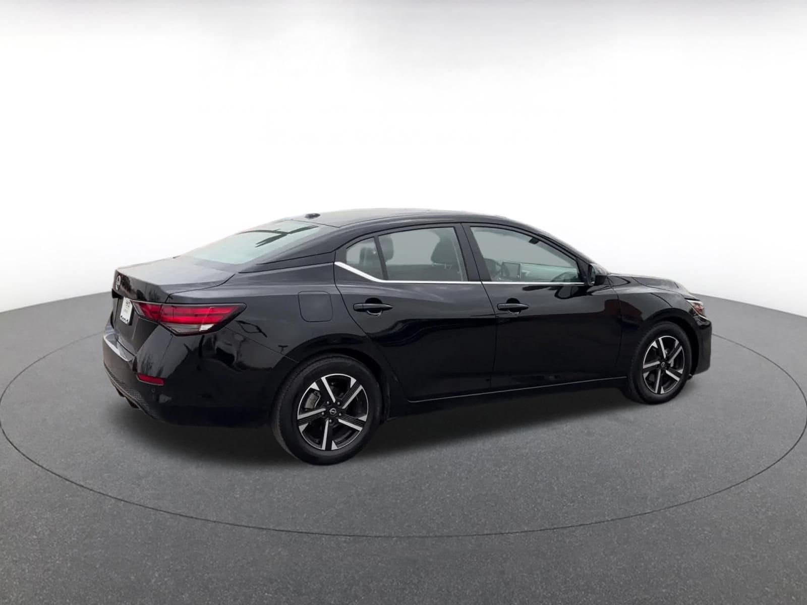 Thumbnail: 2025 Nissan Sentra - 14