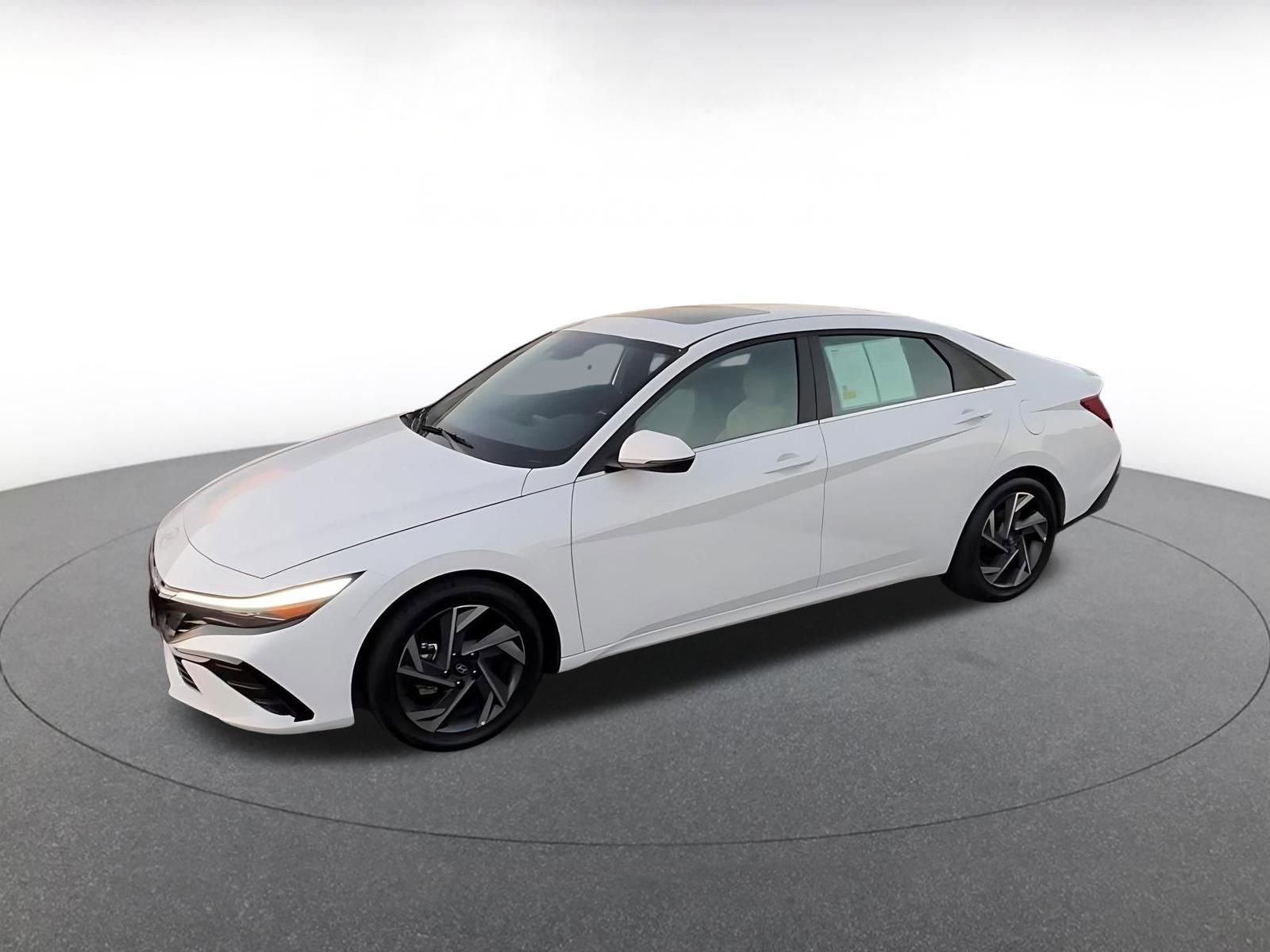 Thumbnail: 2025 Hyundai Elantra - 8