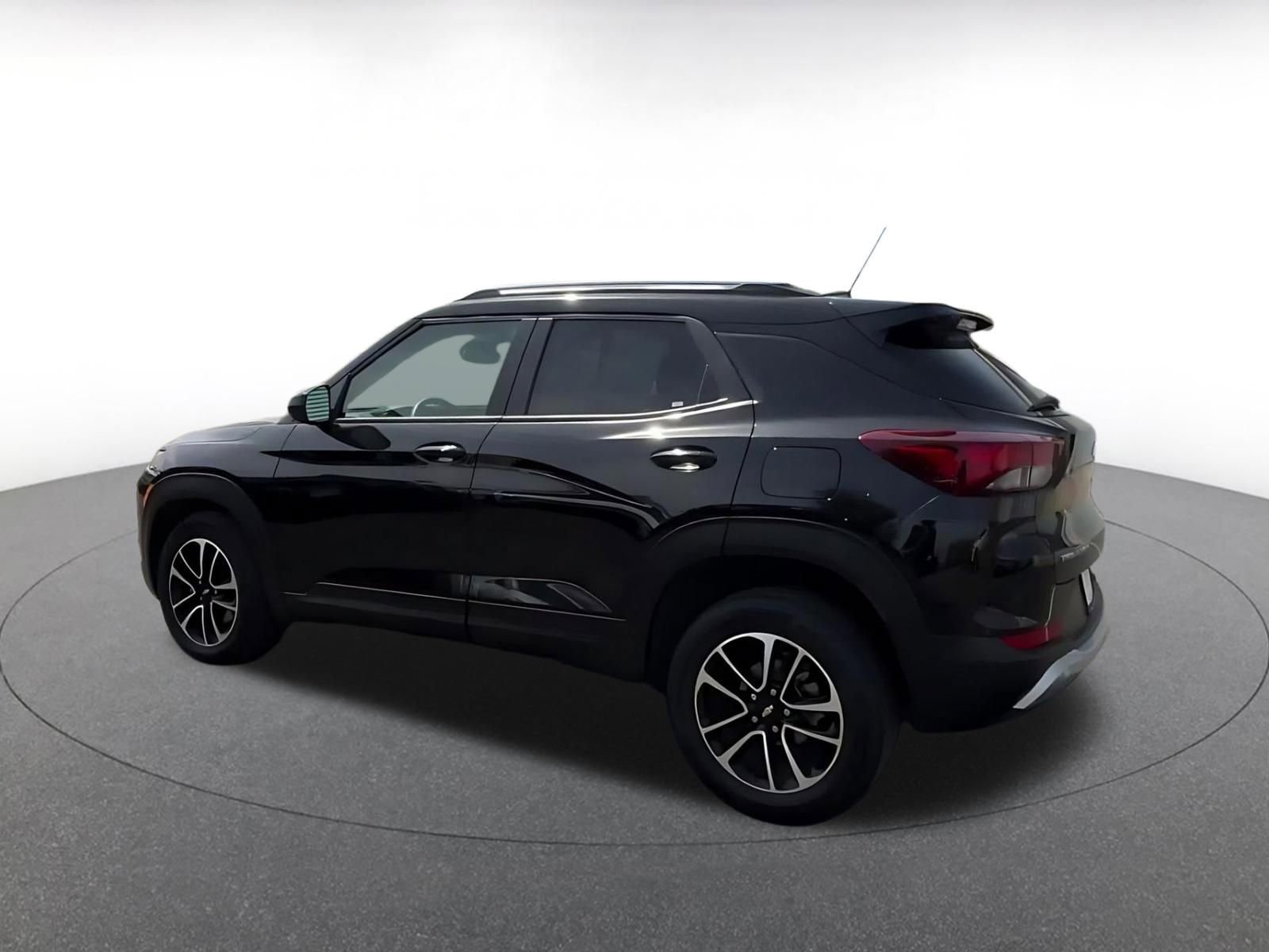 Thumbnail: 2025 Chevrolet TrailBlazer - 10