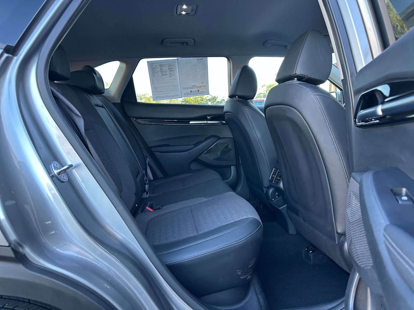 Thumbnail: 2025 Kia Seltos - 24