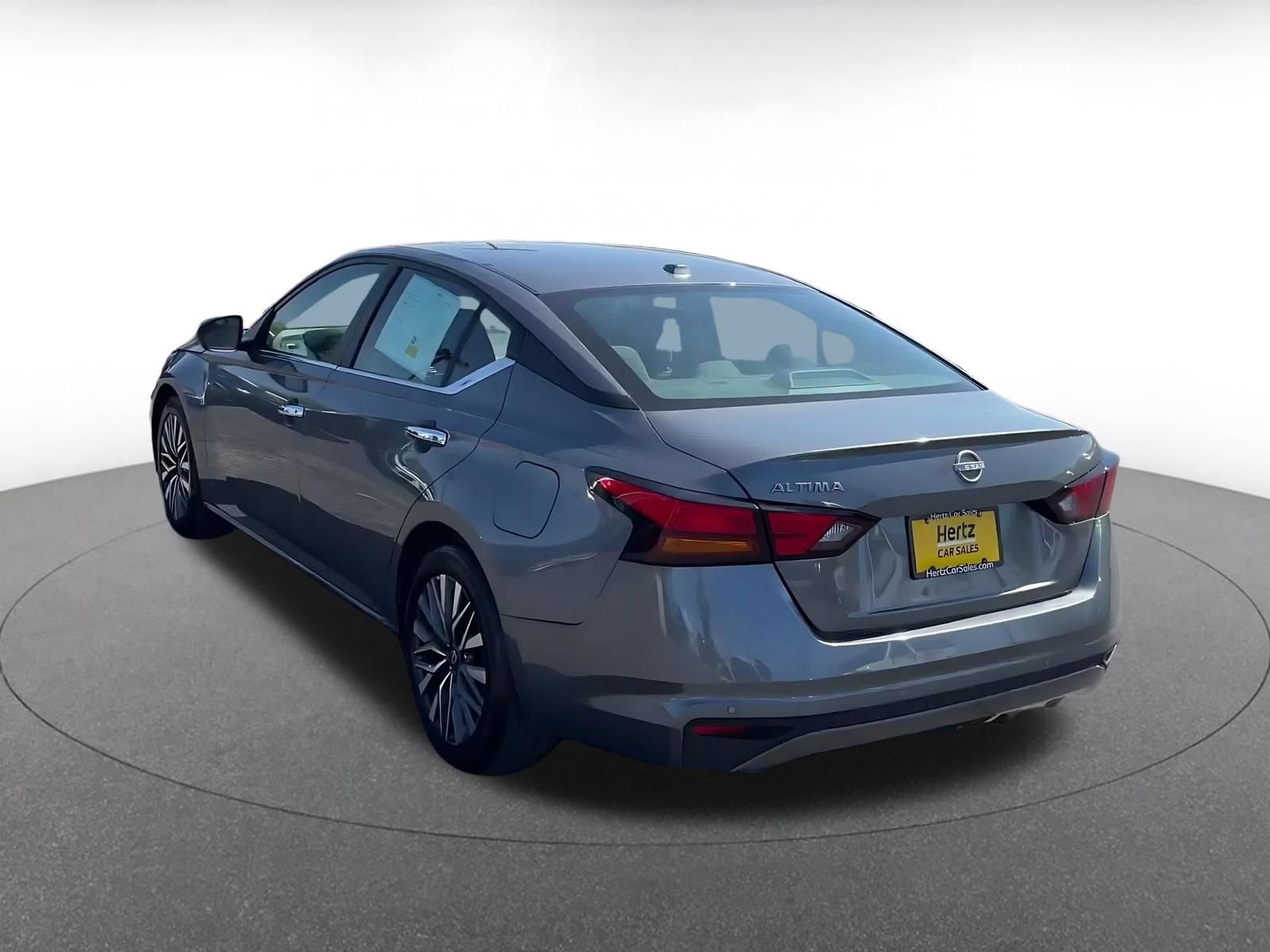 Thumbnail: 2025 Nissan Altima - 10