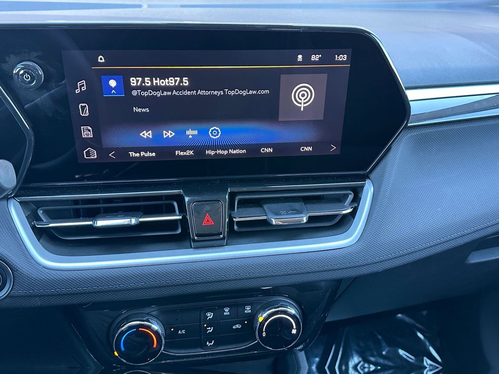 Thumbnail: 2025 Chevrolet TrailBlazer - 18