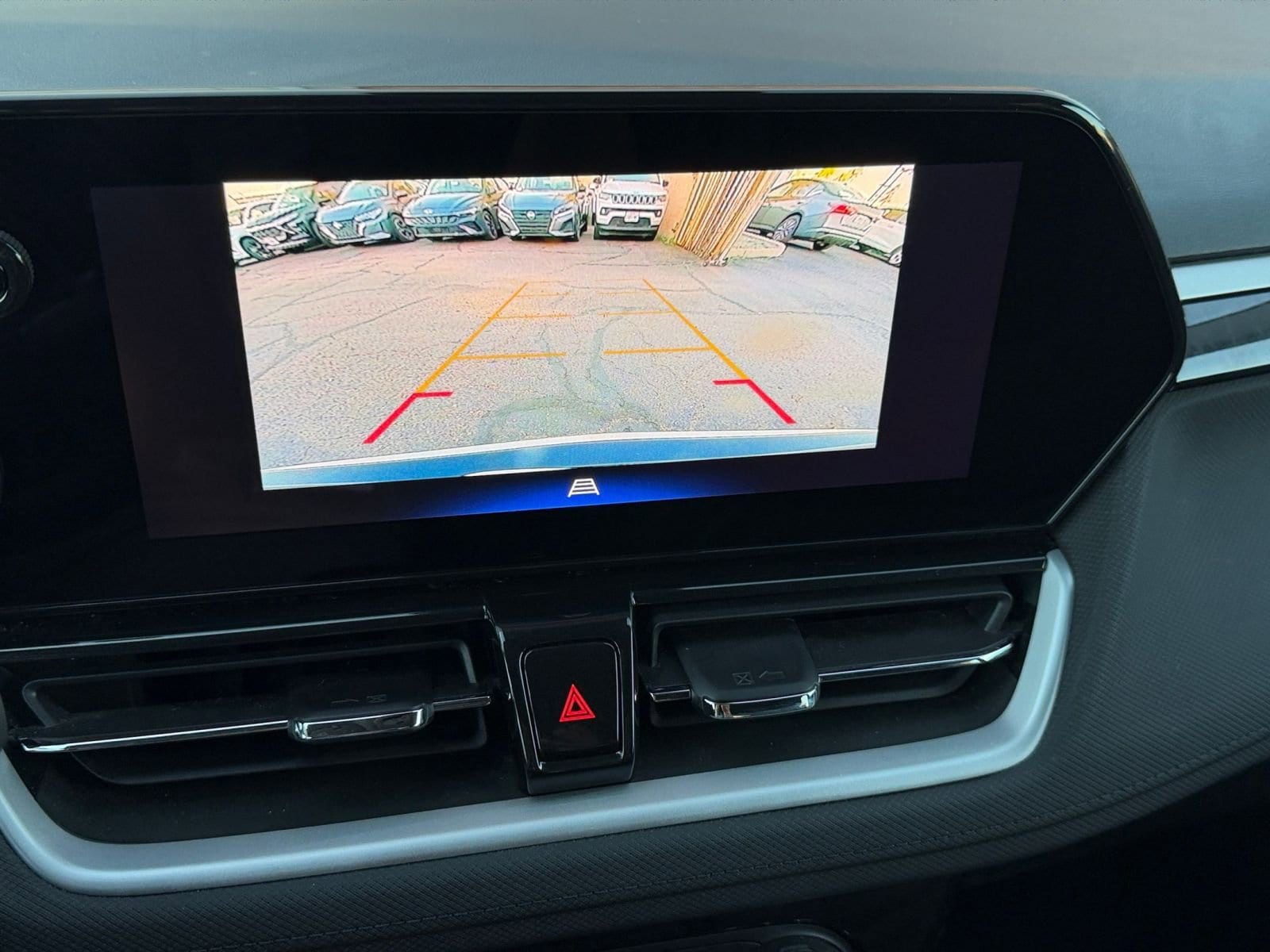 Thumbnail: 2025 Chevrolet TrailBlazer - 17