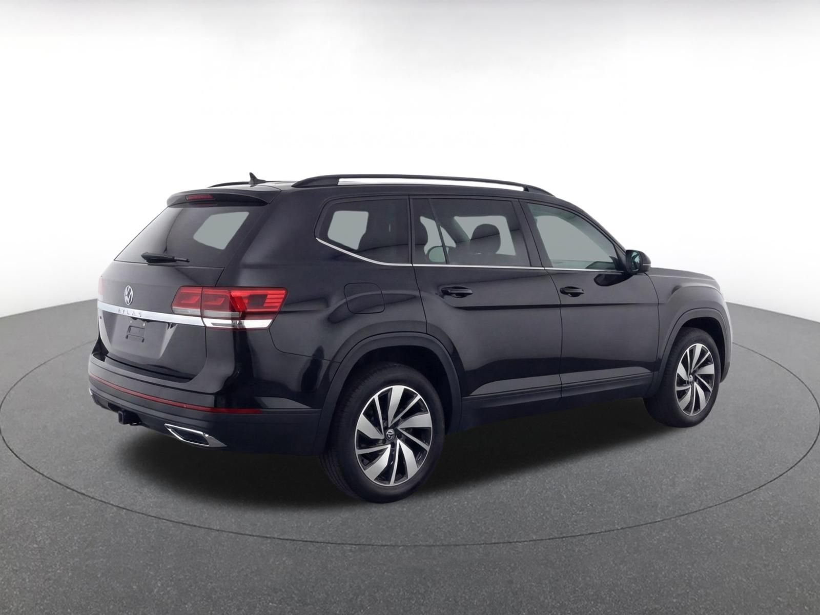 Thumbnail: 2024 Volkswagen Atlas - 9