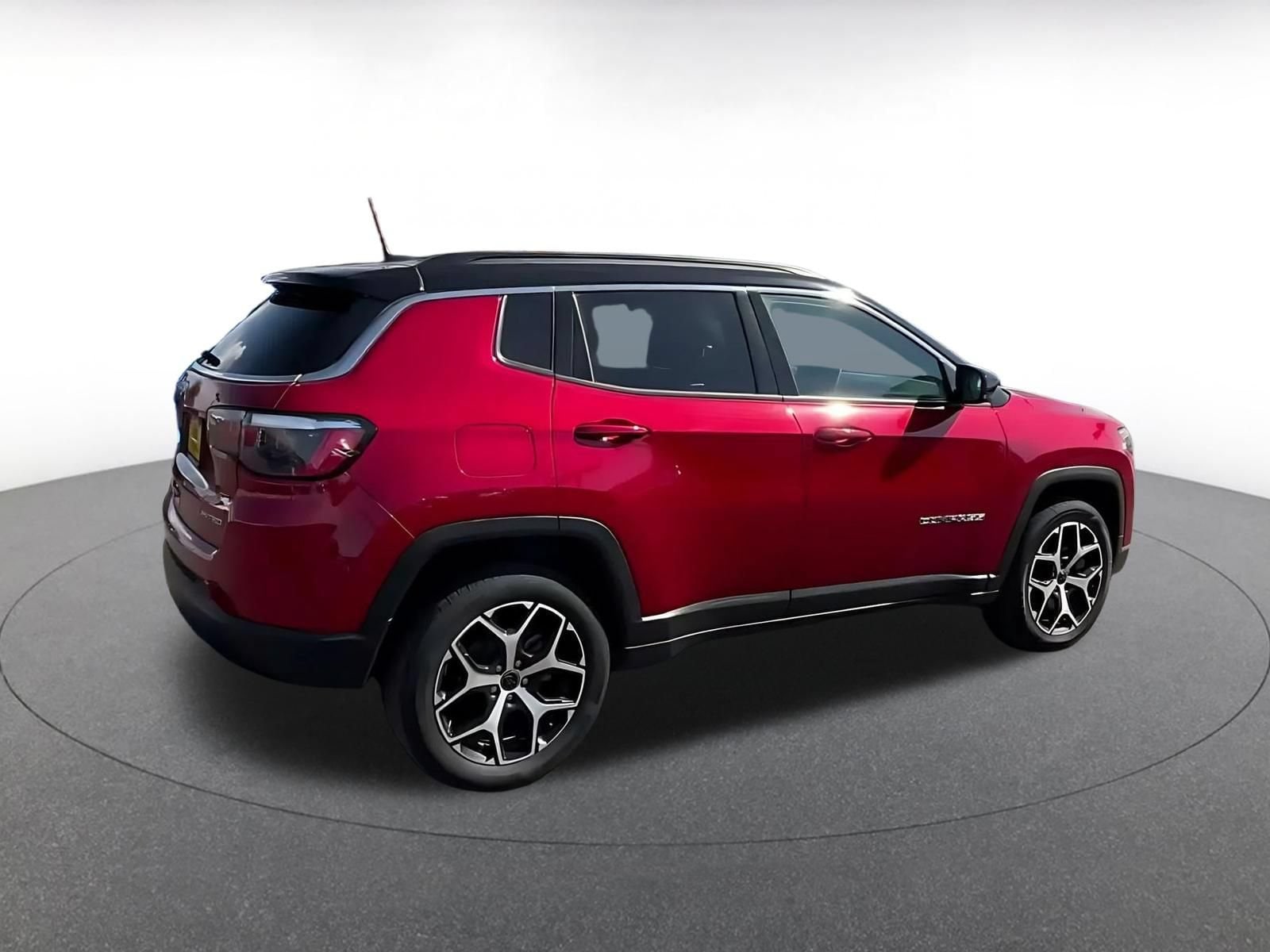 Thumbnail: 2025 Jeep Compass - 13