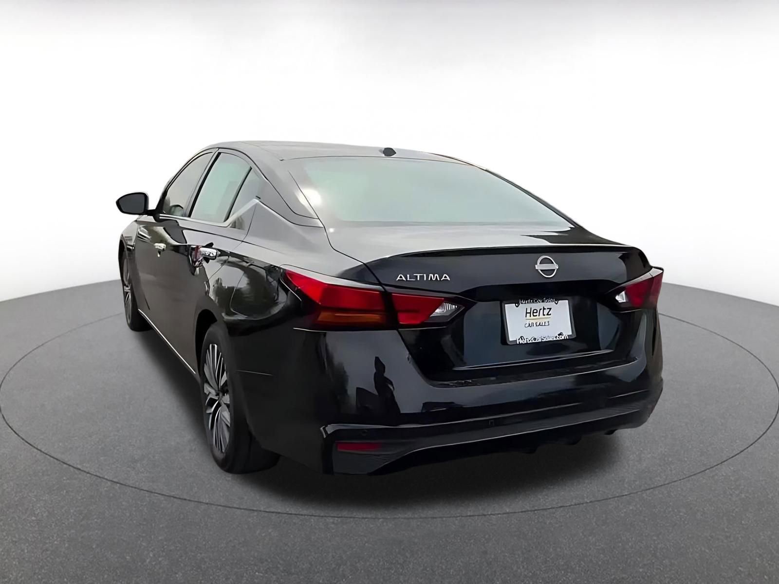 Thumbnail: 2025 Nissan Altima - 11