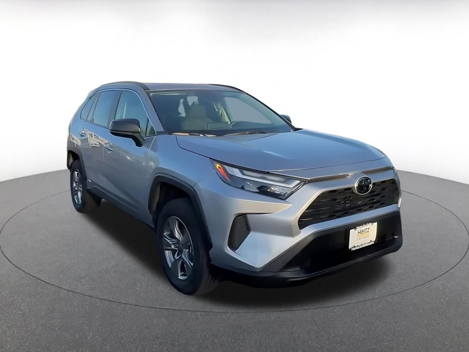 Thumbnail: 2025 Toyota RAV4 - 3