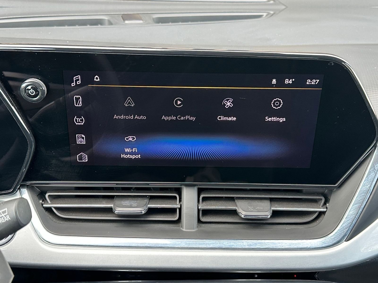 Thumbnail: 2025 Chevrolet Trax - 21