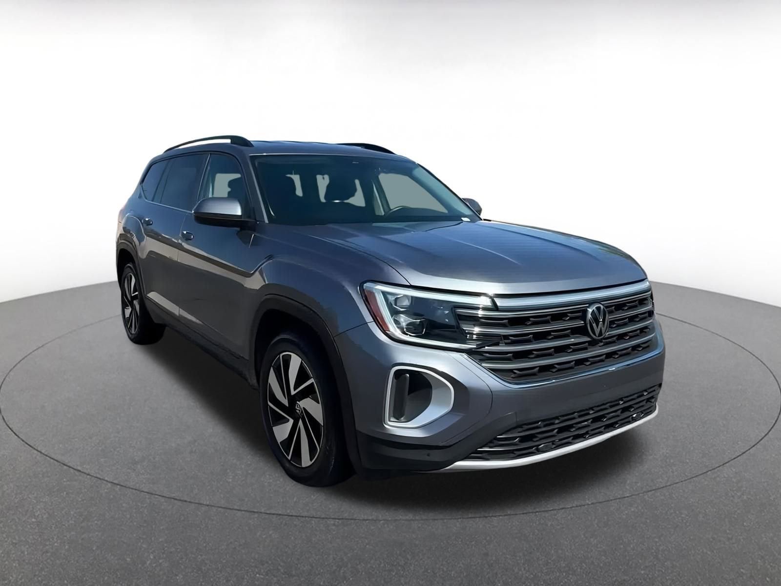 Thumbnail: 2024 Volkswagen Atlas - 3