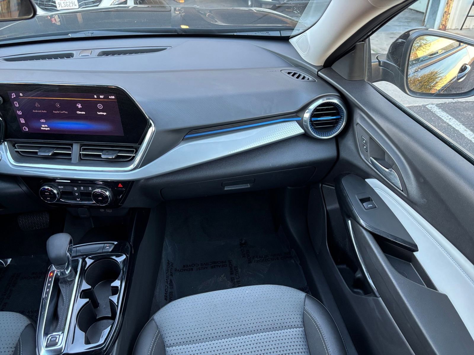 Thumbnail: 2025 Chevrolet Trax - 33