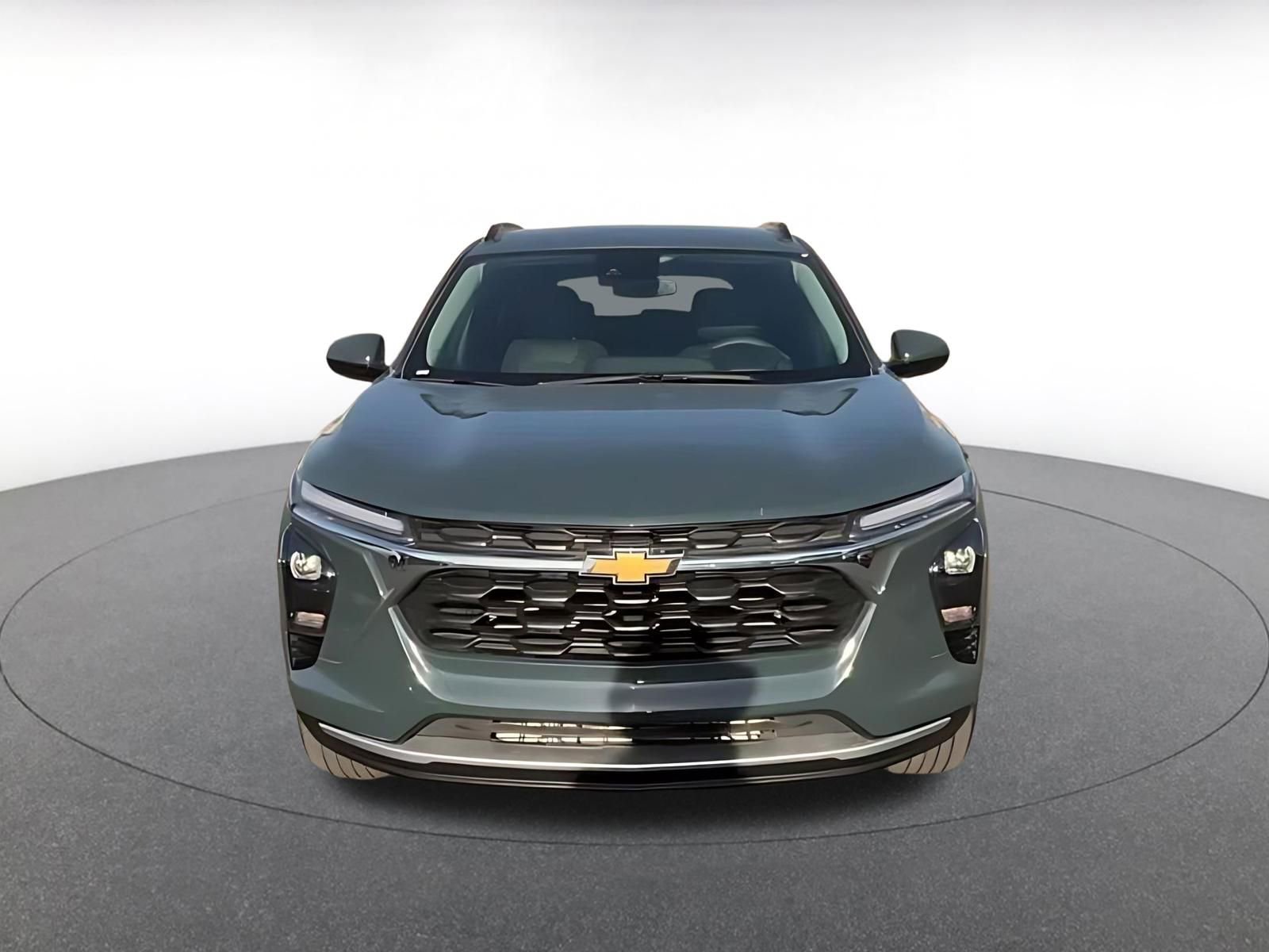 Thumbnail: 2025 Chevrolet Trax - 4